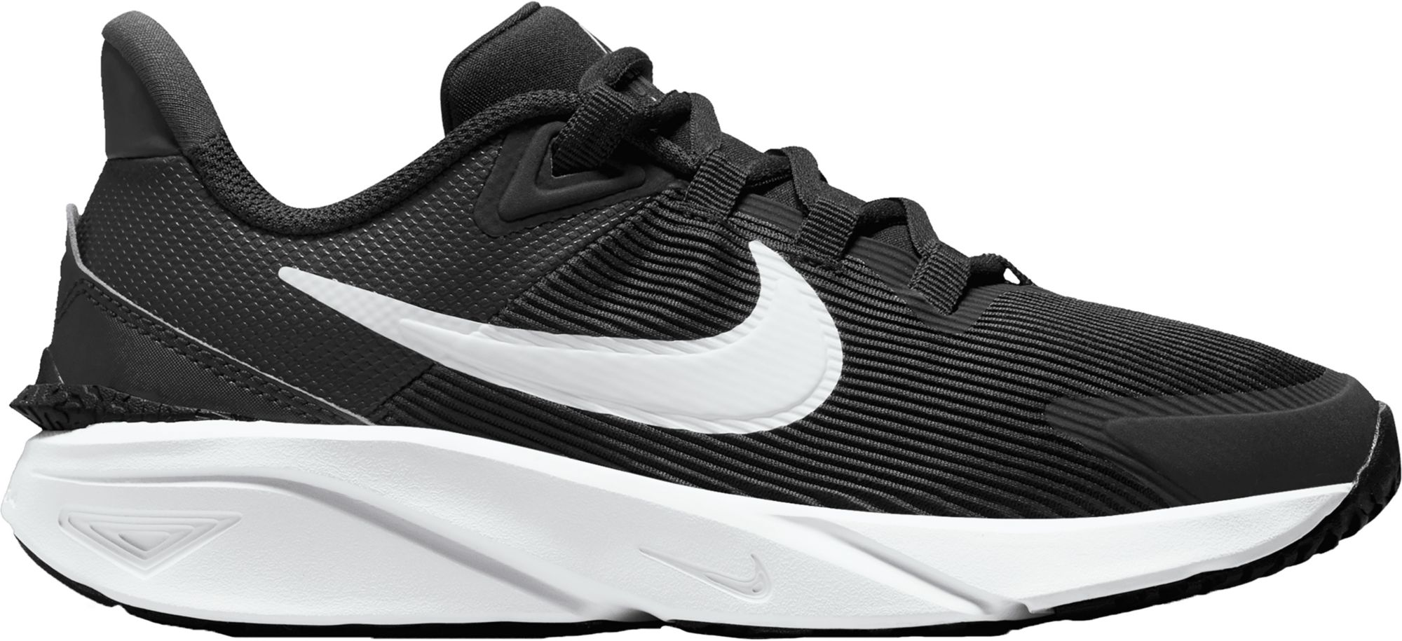 Nike Kids' Grade School Star Runner 4 Shoes