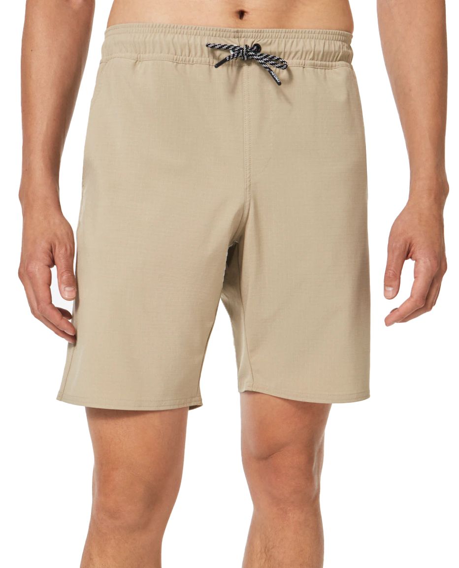 Oakley Men's Transport Hybrid Packable 19” Shorts