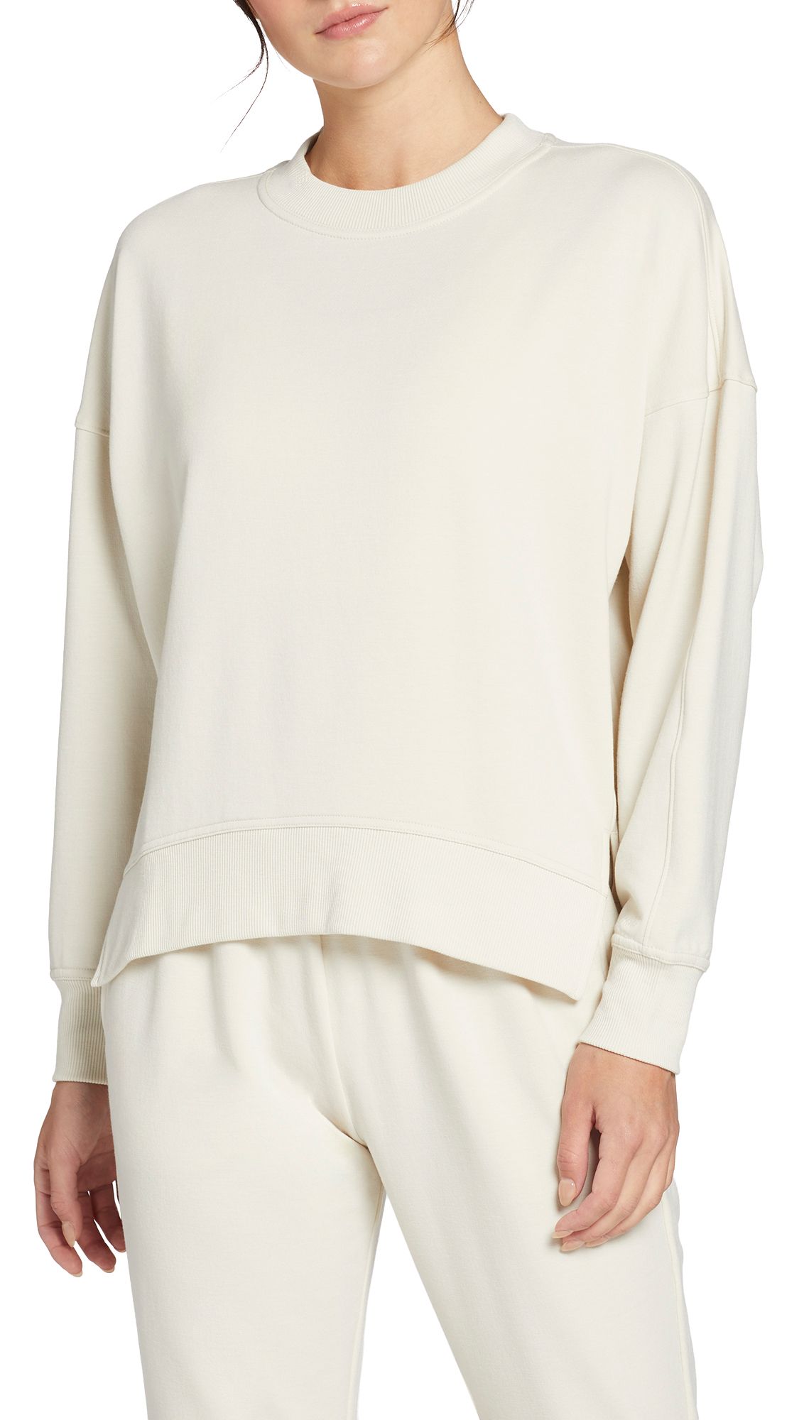 Hoodies & Sweatshirts