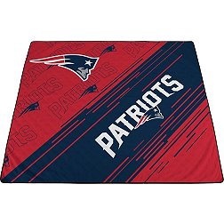 Picnic Time New England Patriots Outdoor Picnic Blanket