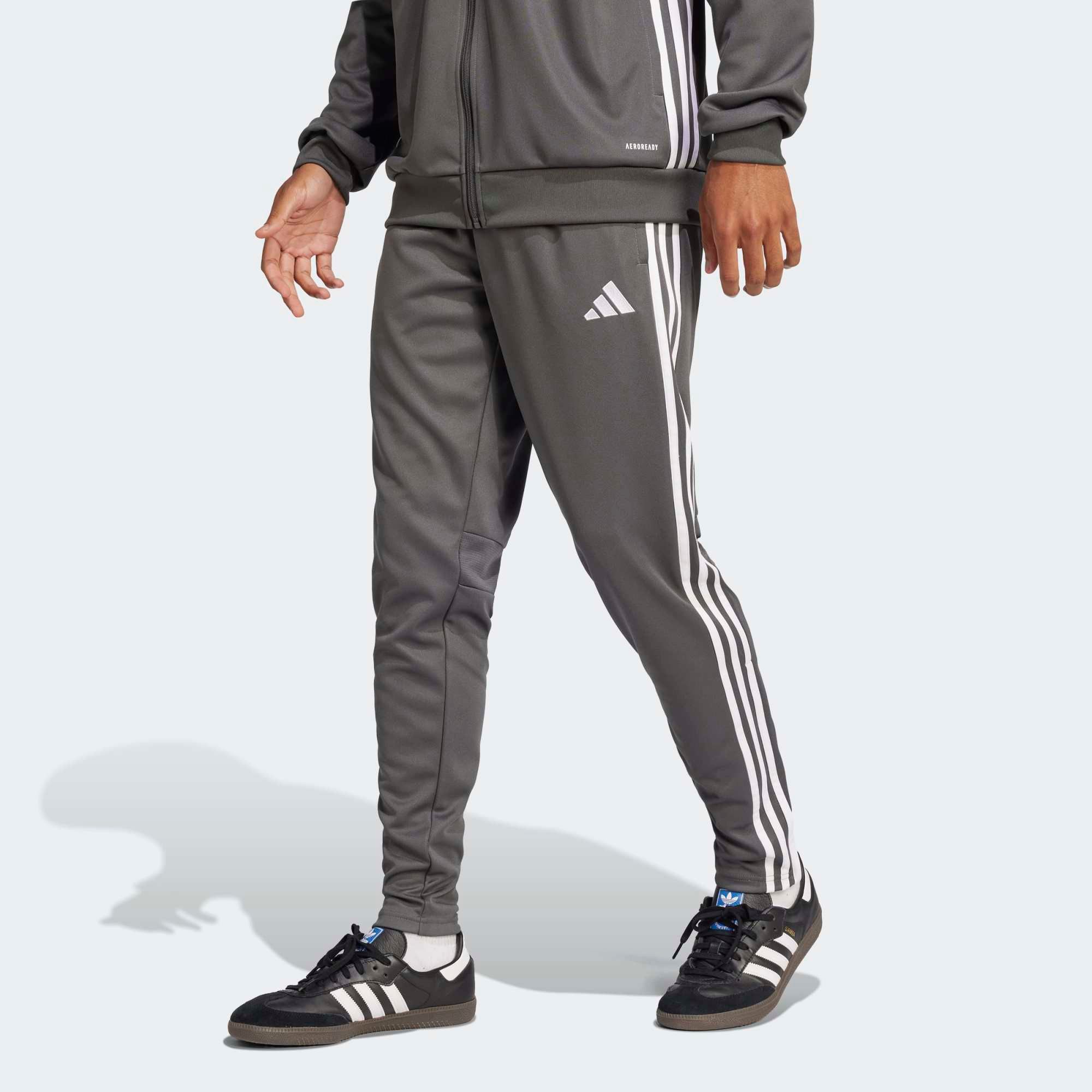Grey Six/White