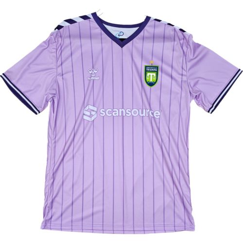 サッカーユニフォーム Norwich 🕰️ Travel back in time with the Norwich City 97-99 Reissue