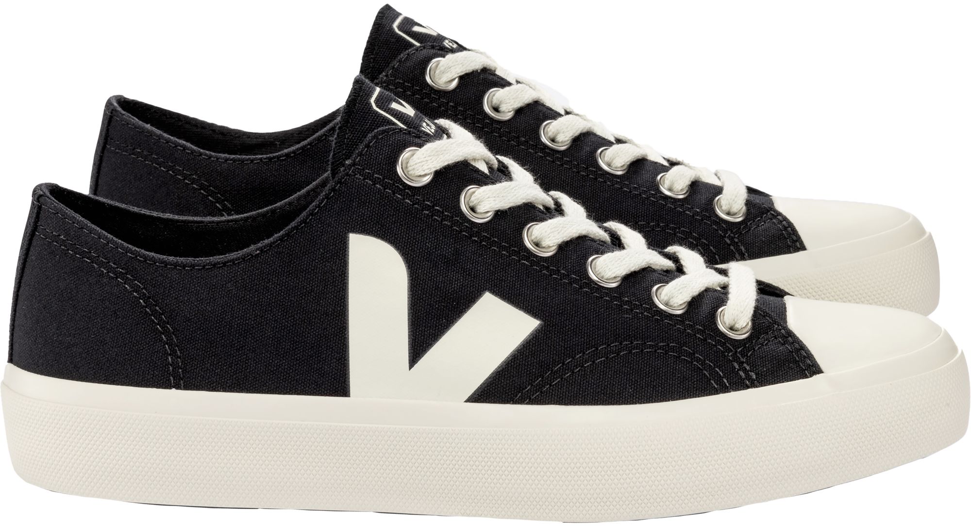 Black/Pierre
