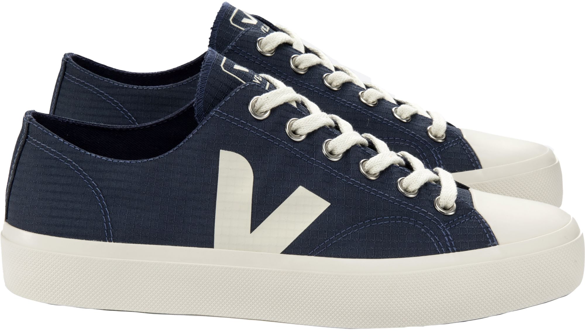 White/Nautico