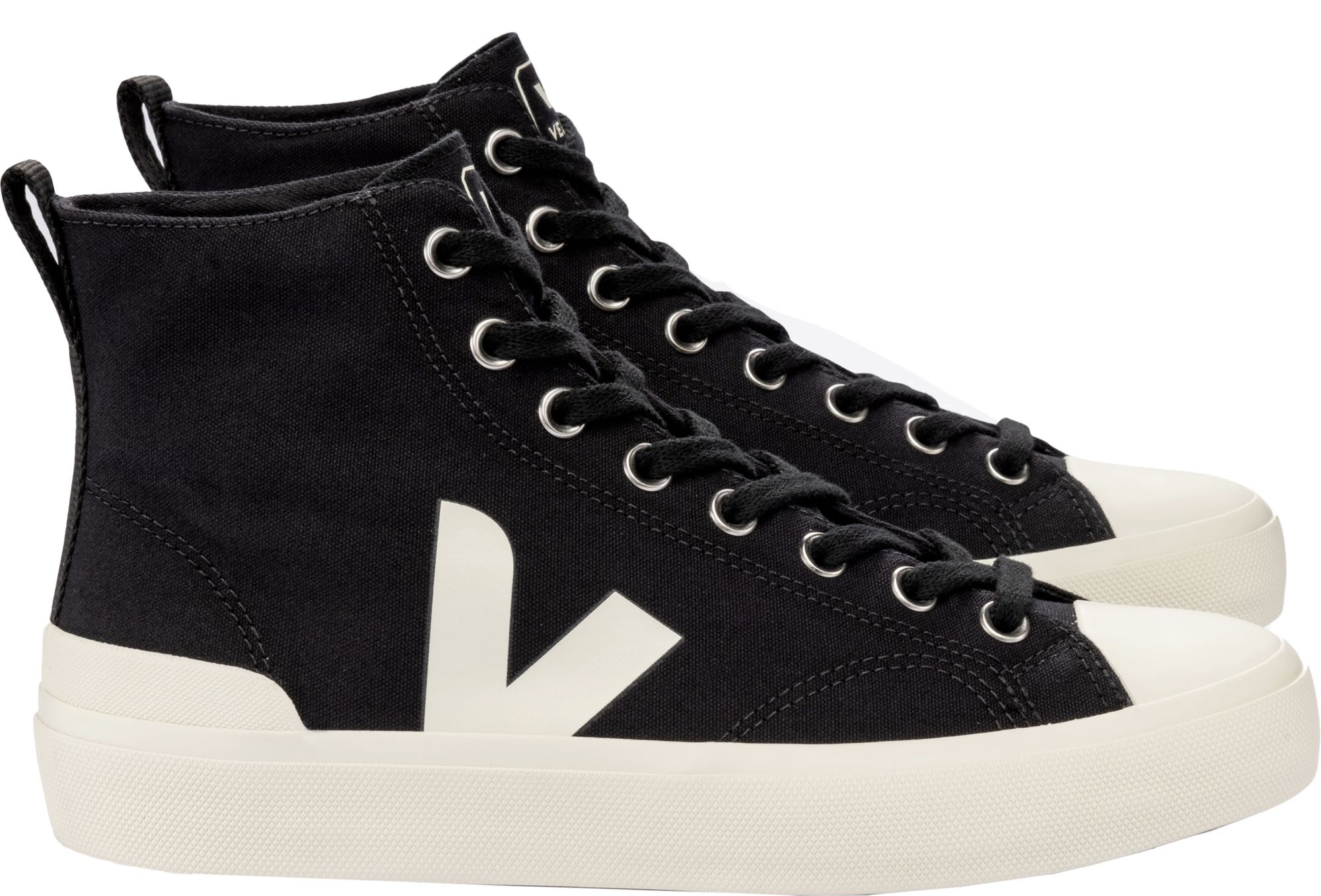 Black/Pierre