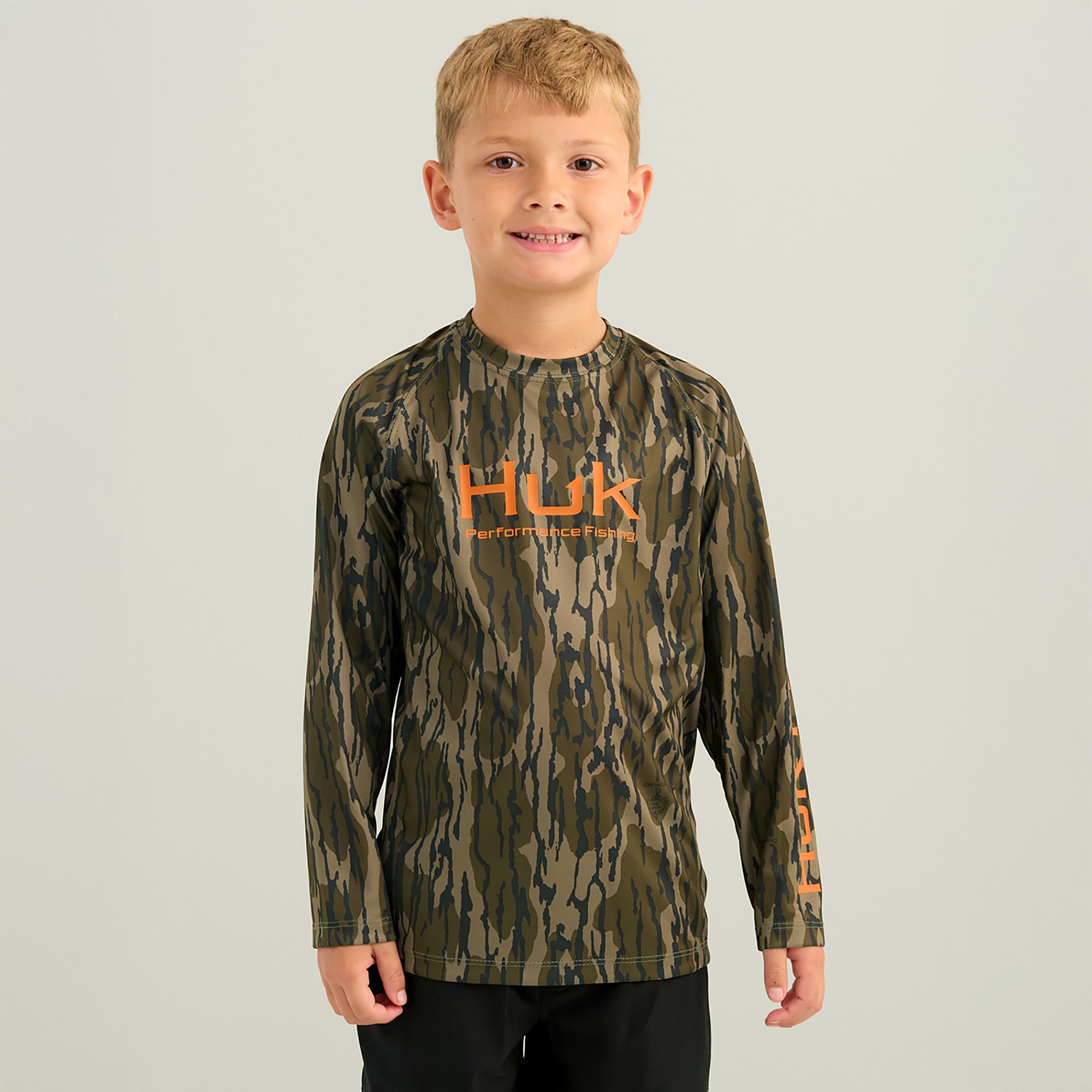 HUK Boys' Mossy Oak Pursuit Performance Long Sleeve Shirt