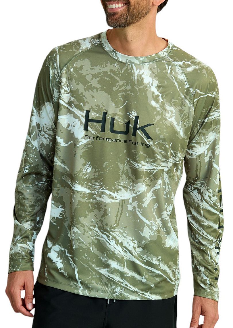 HUK Men's Mossy Oak Pursuit Crew Neck Long Sleeve T-Shirt