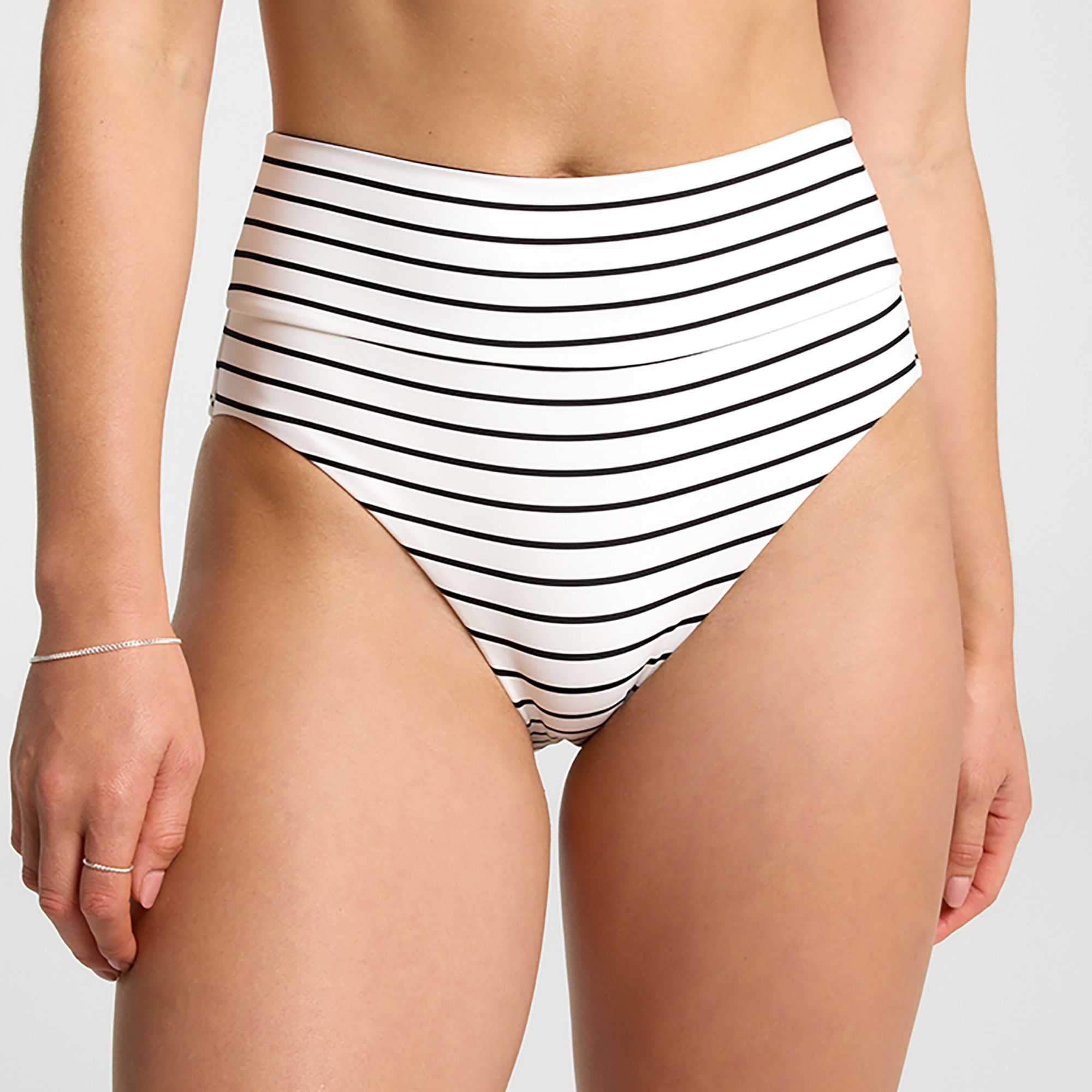 Coastal Stripe Cloud