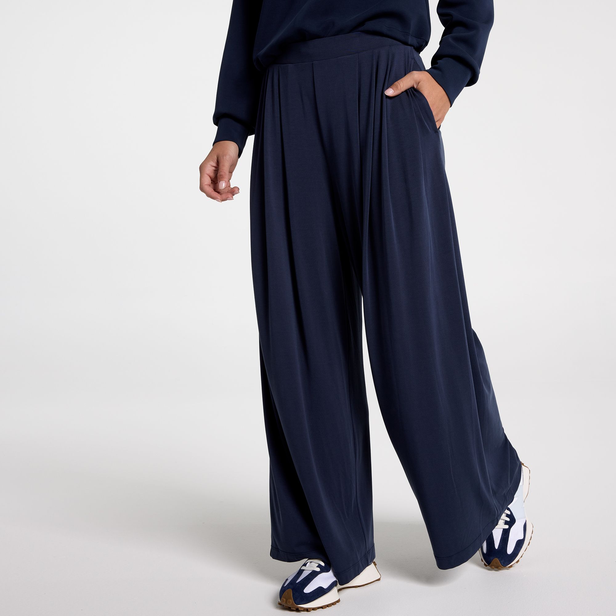 CALIA Women's Sandwash Jersey Pleated Pant