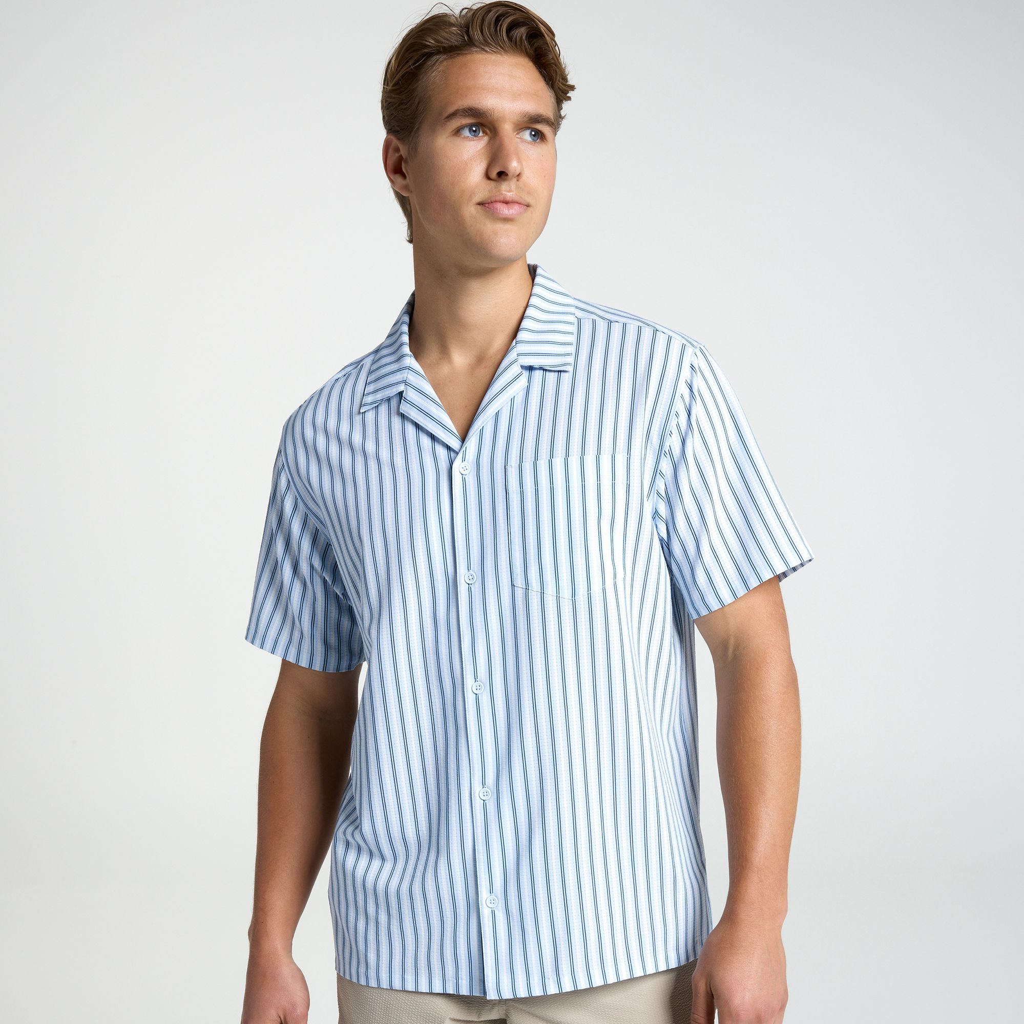 VRST Men's Performance Resort Shirt