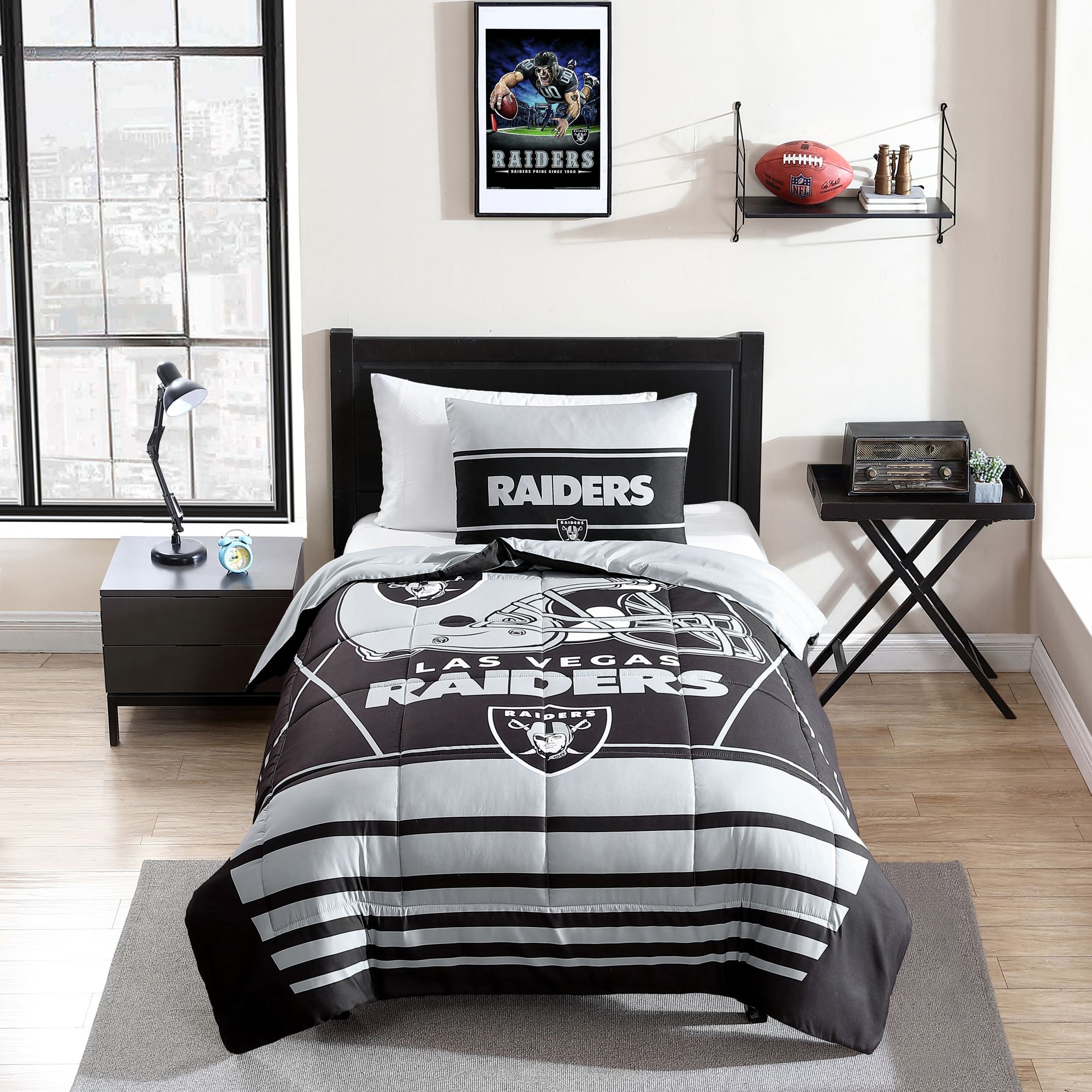 Logo Las Vegas Raiders Crosser Twin/Twin XL Comforter Set