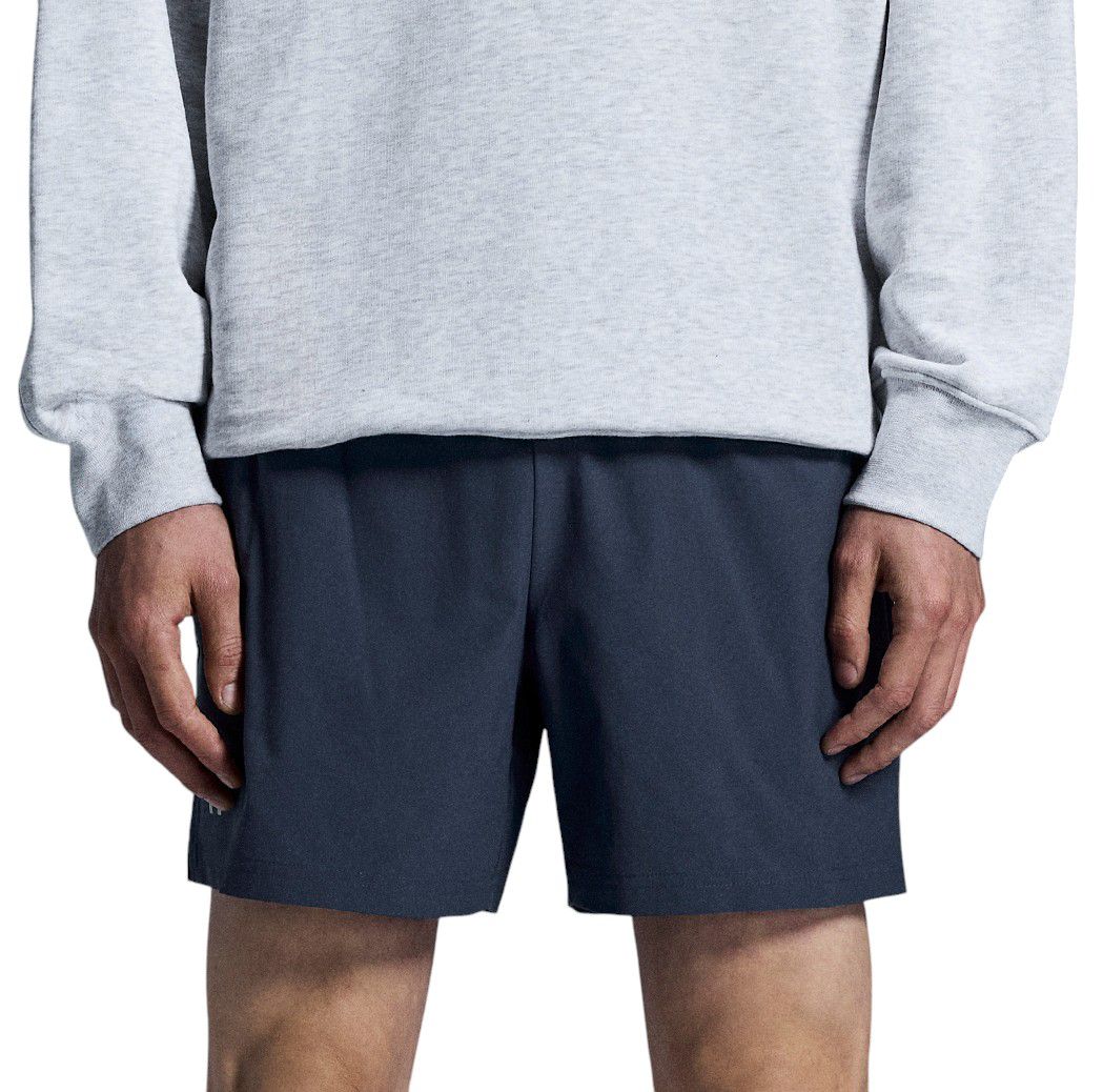 On Men's 5'' Core Shorts