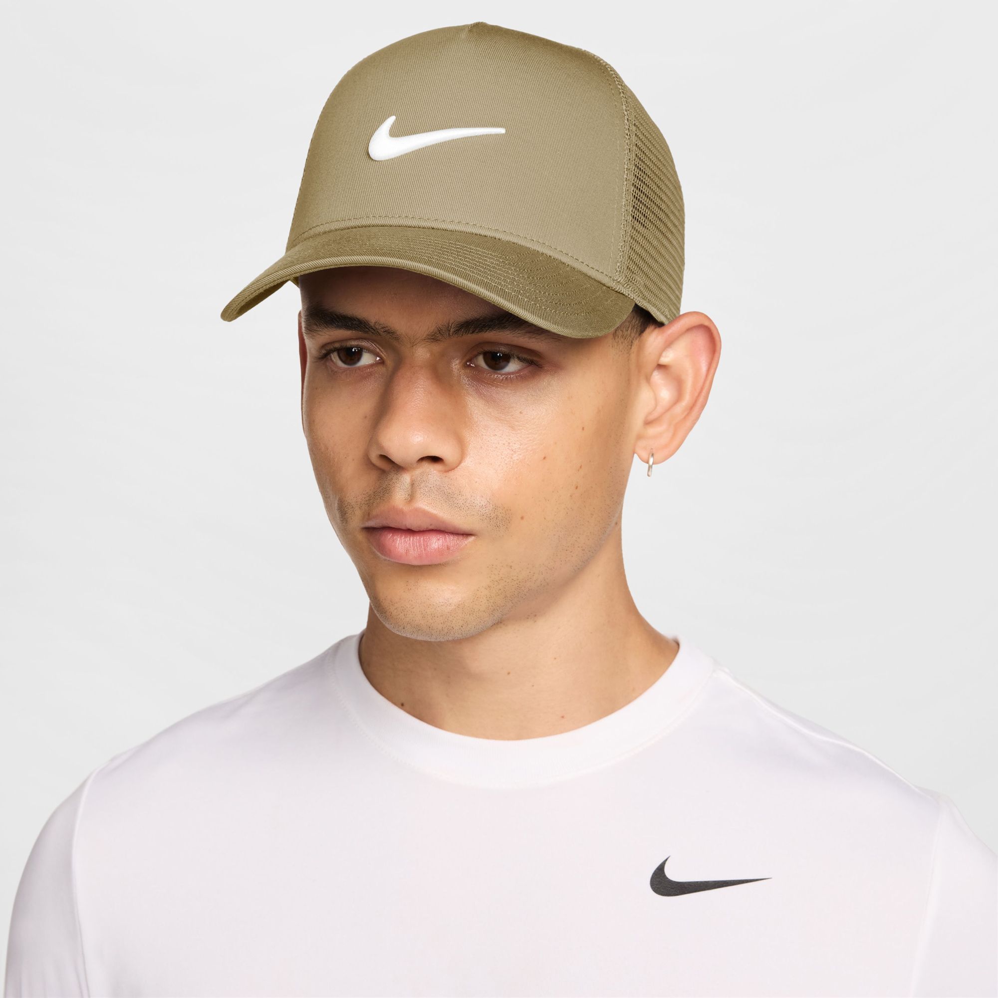 Parachute Beige/White