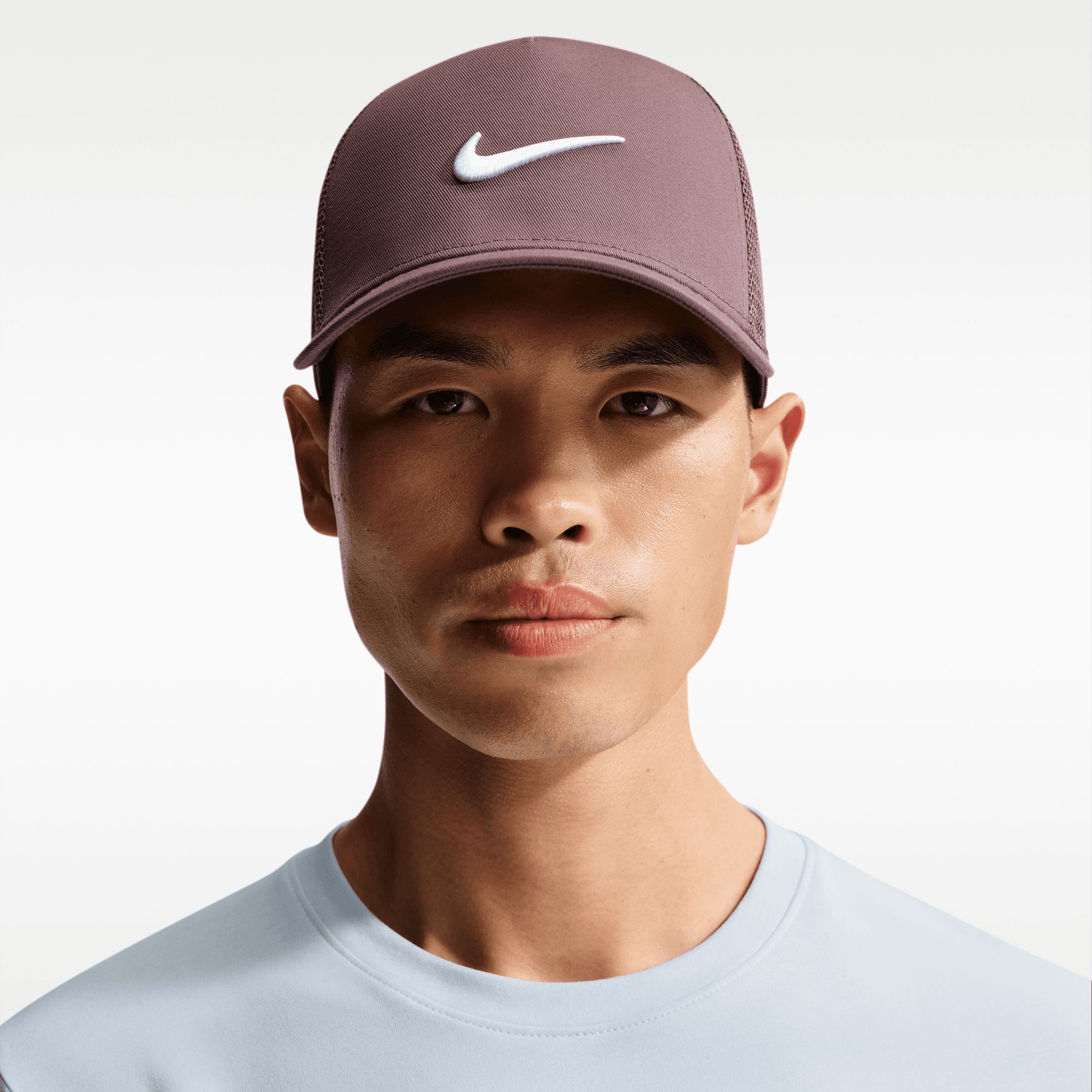 Nike Rise Structured Trucker Cap