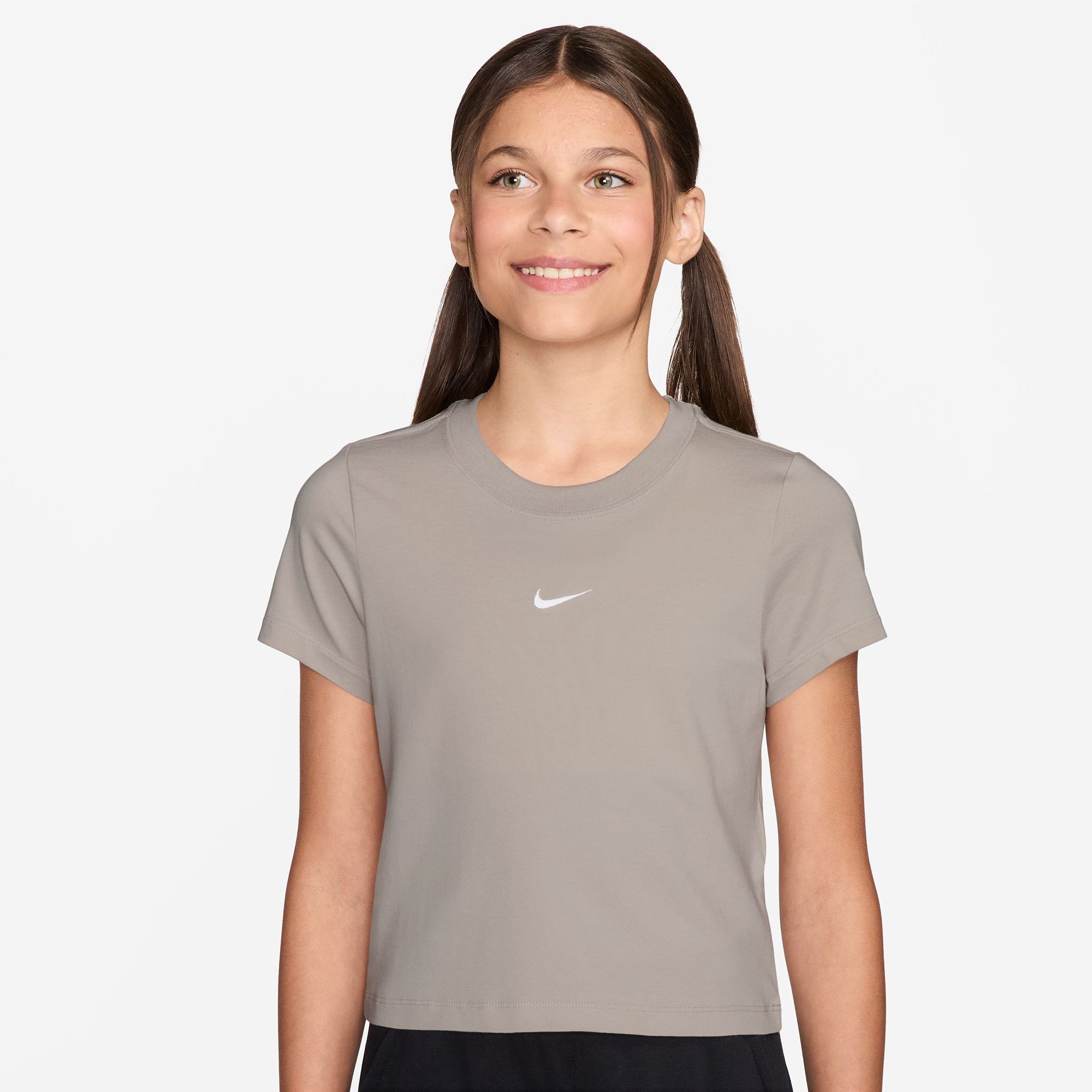 Nike Girls' Sportswear Cropped T-Shirt