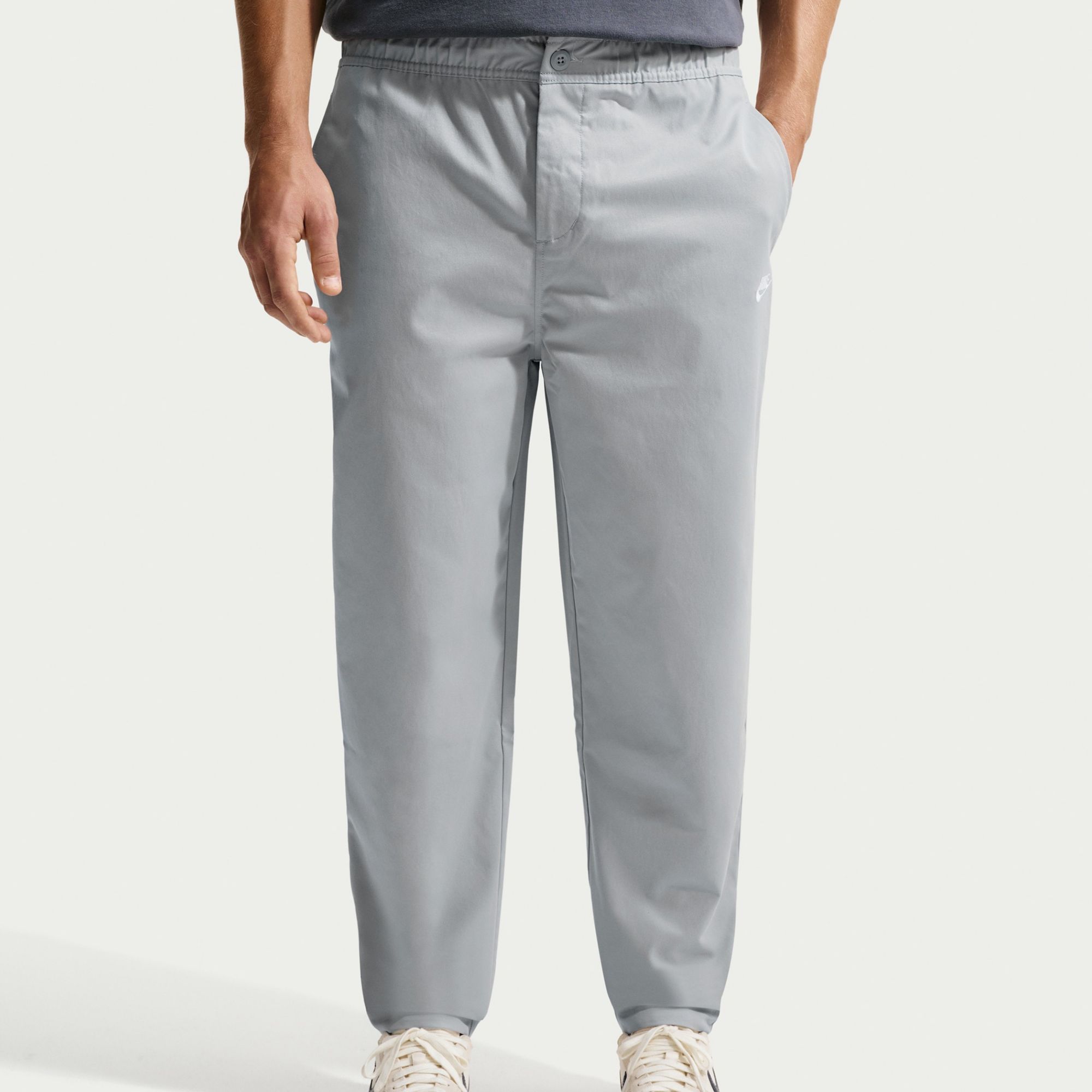Nike Men's Club Woven Tapered Pants