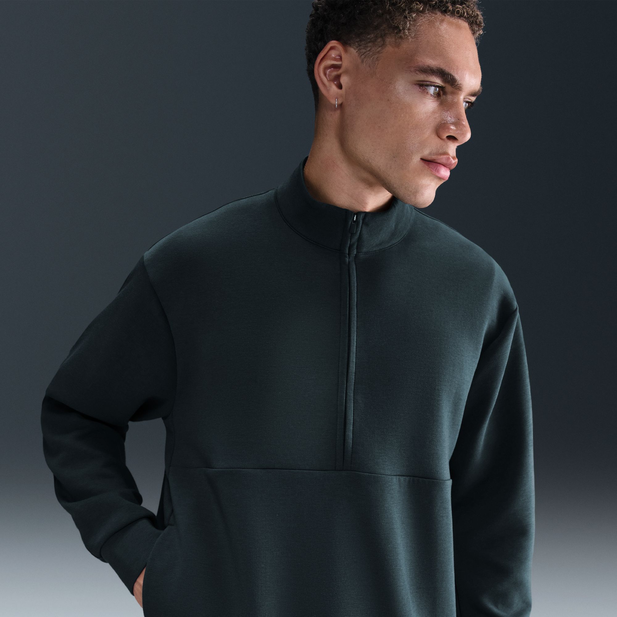 Nike Men's 24.7 ImpossiblySoft Dri-FIT 1/2 Zip Sweatshirt