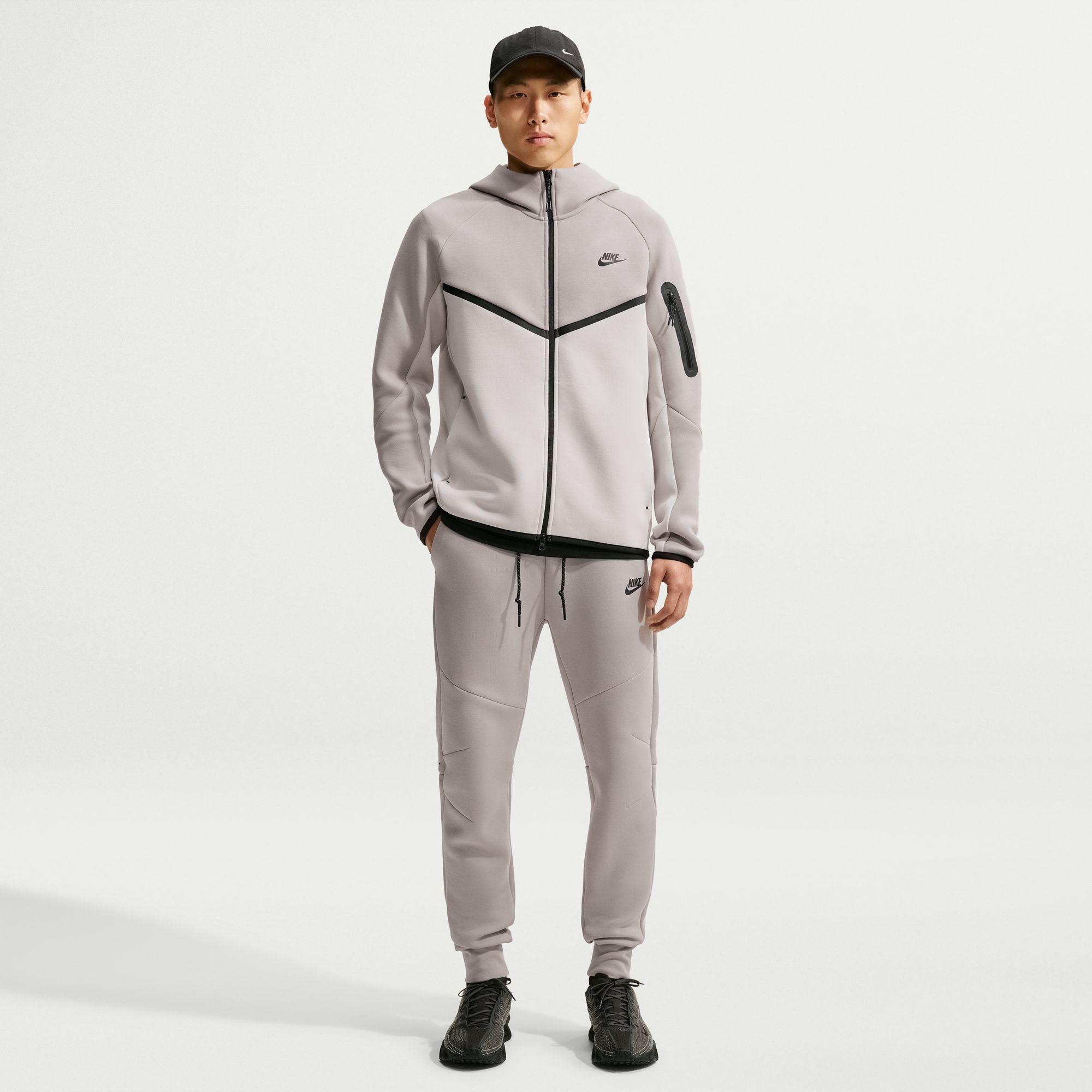 Nike Men's Tech Fleece Joggers