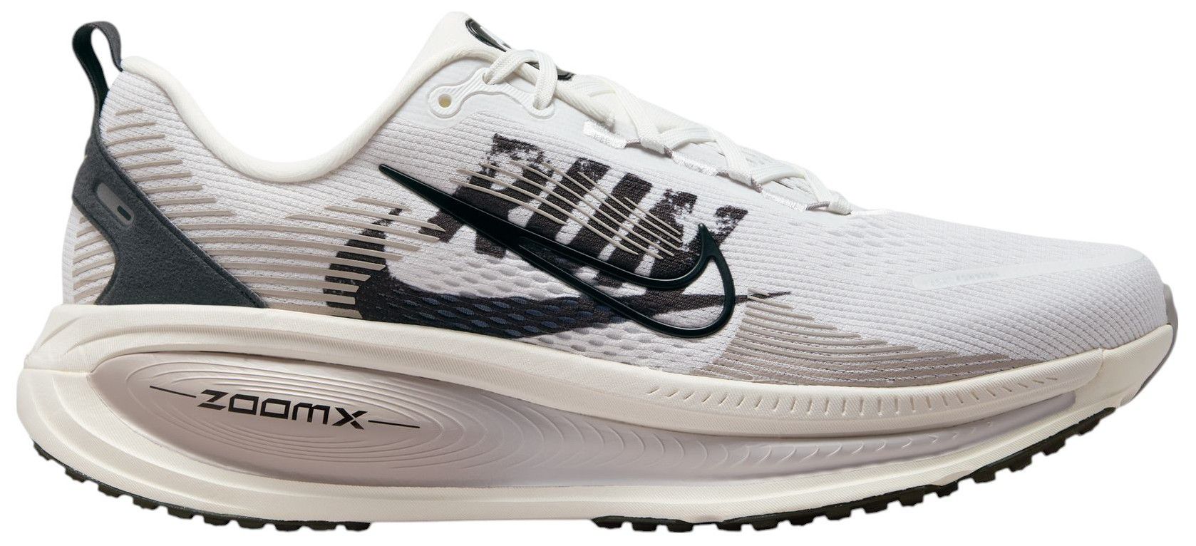 Nike Men's Vomero 18 Running Shoes