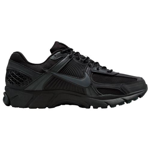 新品 NIKE ZOOM VOMERO ROAM 28cm The Nike Zoom Vomero 5 Roam is Available Now