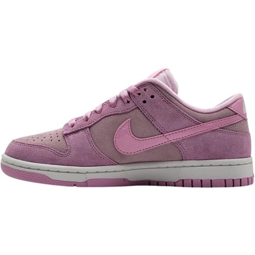 Nike Women's Dunk Low Shoes