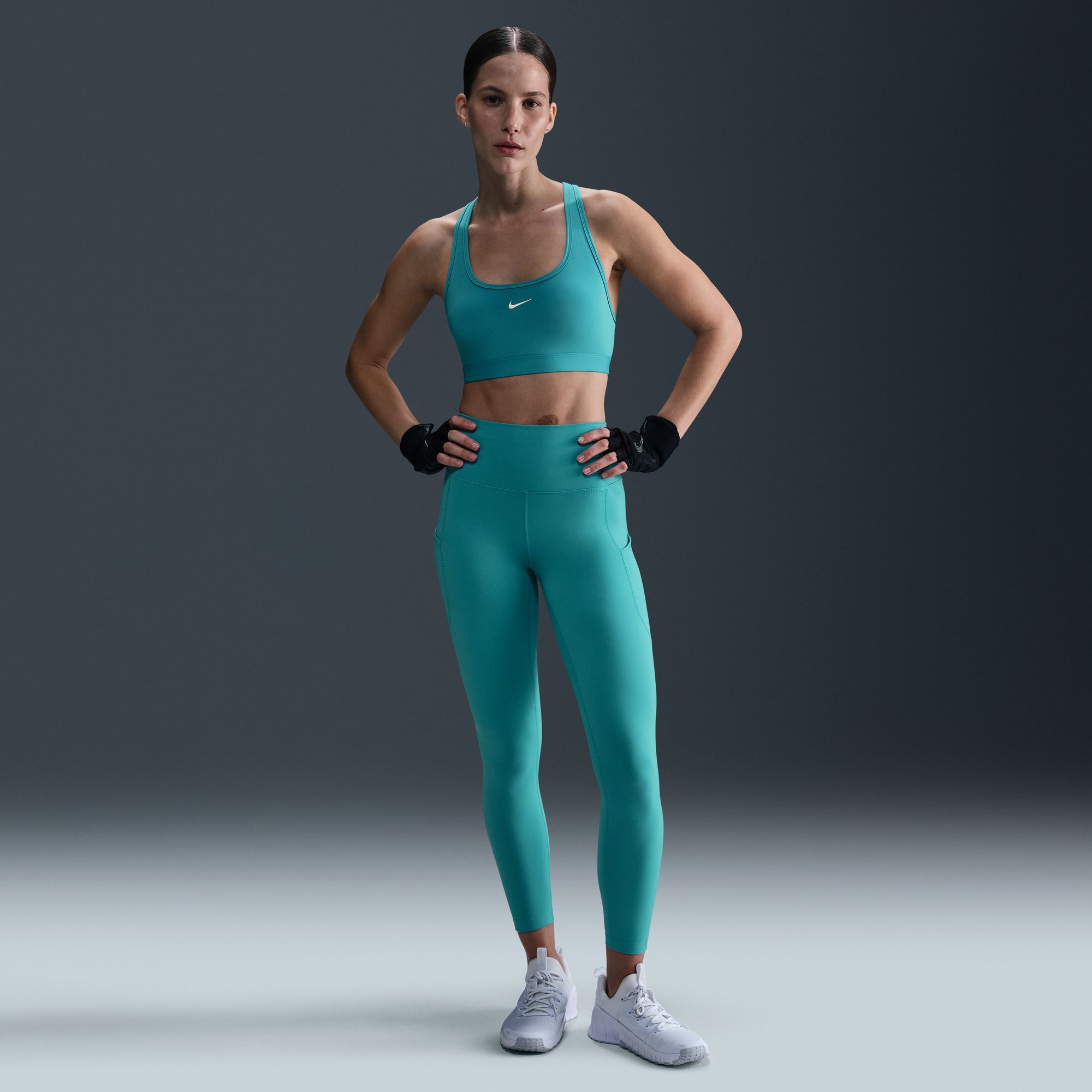 Nike Women's One High-Waisted 7/8 Leggings with Pockets