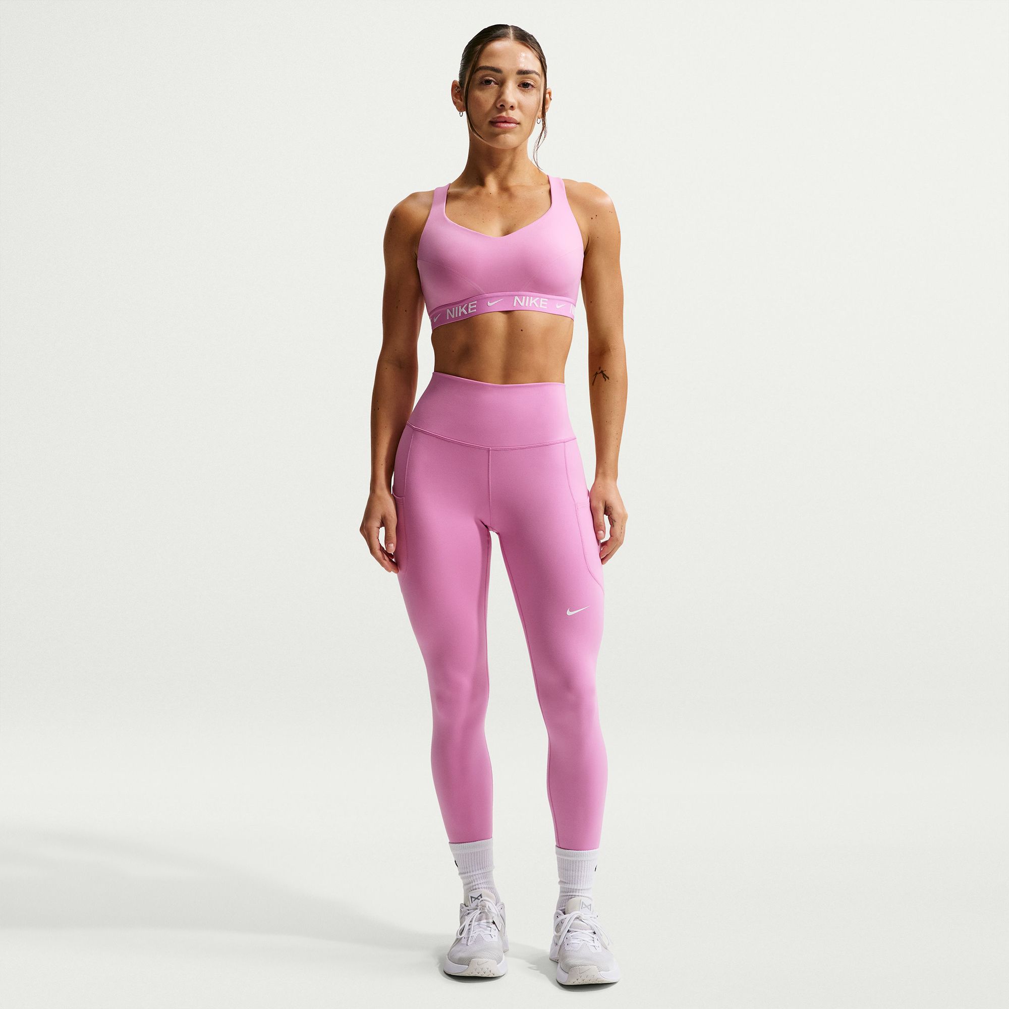 Lt Magenta/White