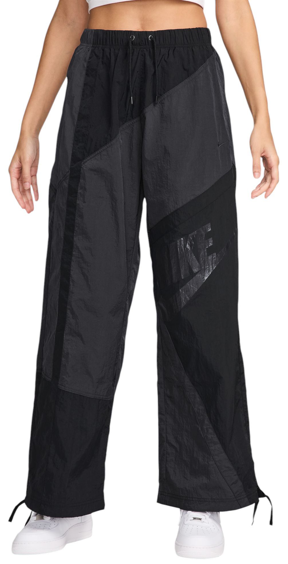 Nike Women's Sportswear Street Woven Open-Hem Pants