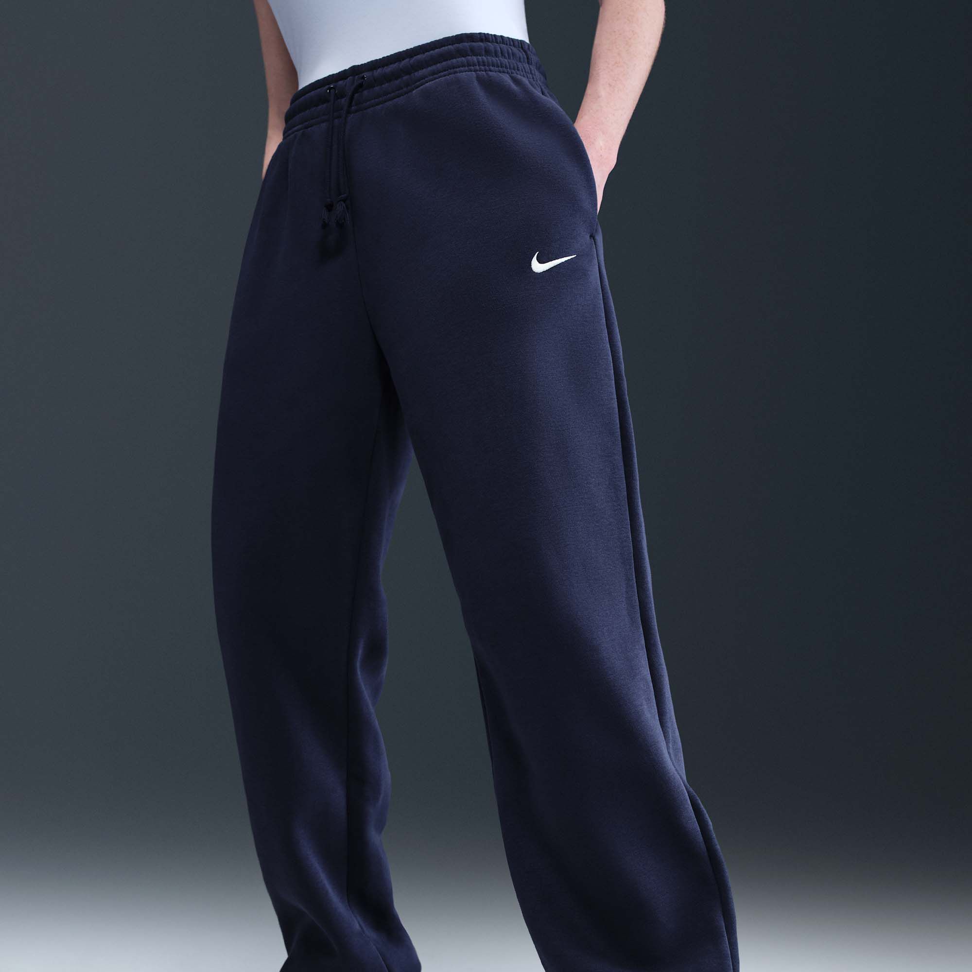 Nike Women's Sportswear Phoenix Fleece High-Waisted Oversized Sweatpants