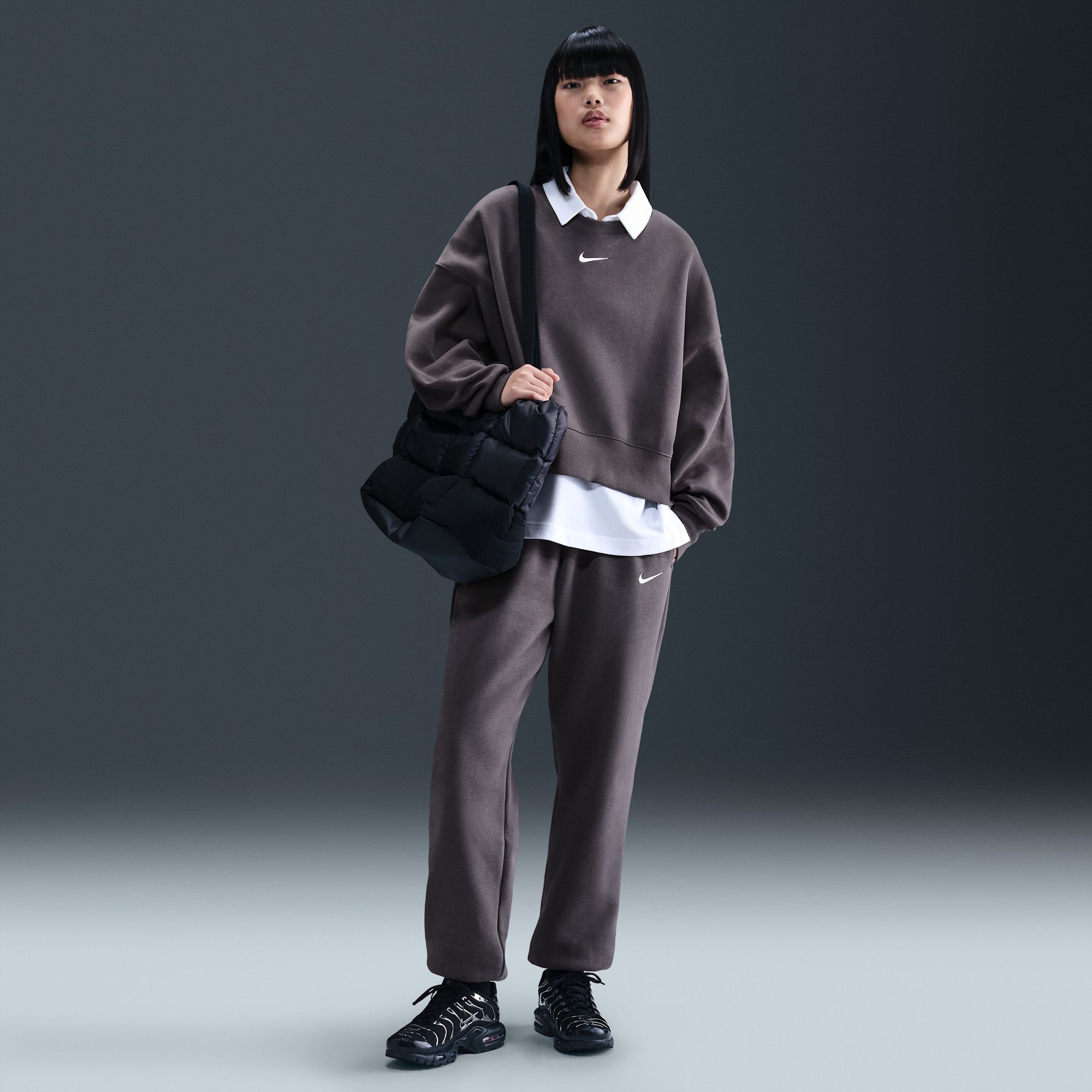 Nike Women's Sportswear Phoenix Fleece High-Waisted Oversized Sweatpants