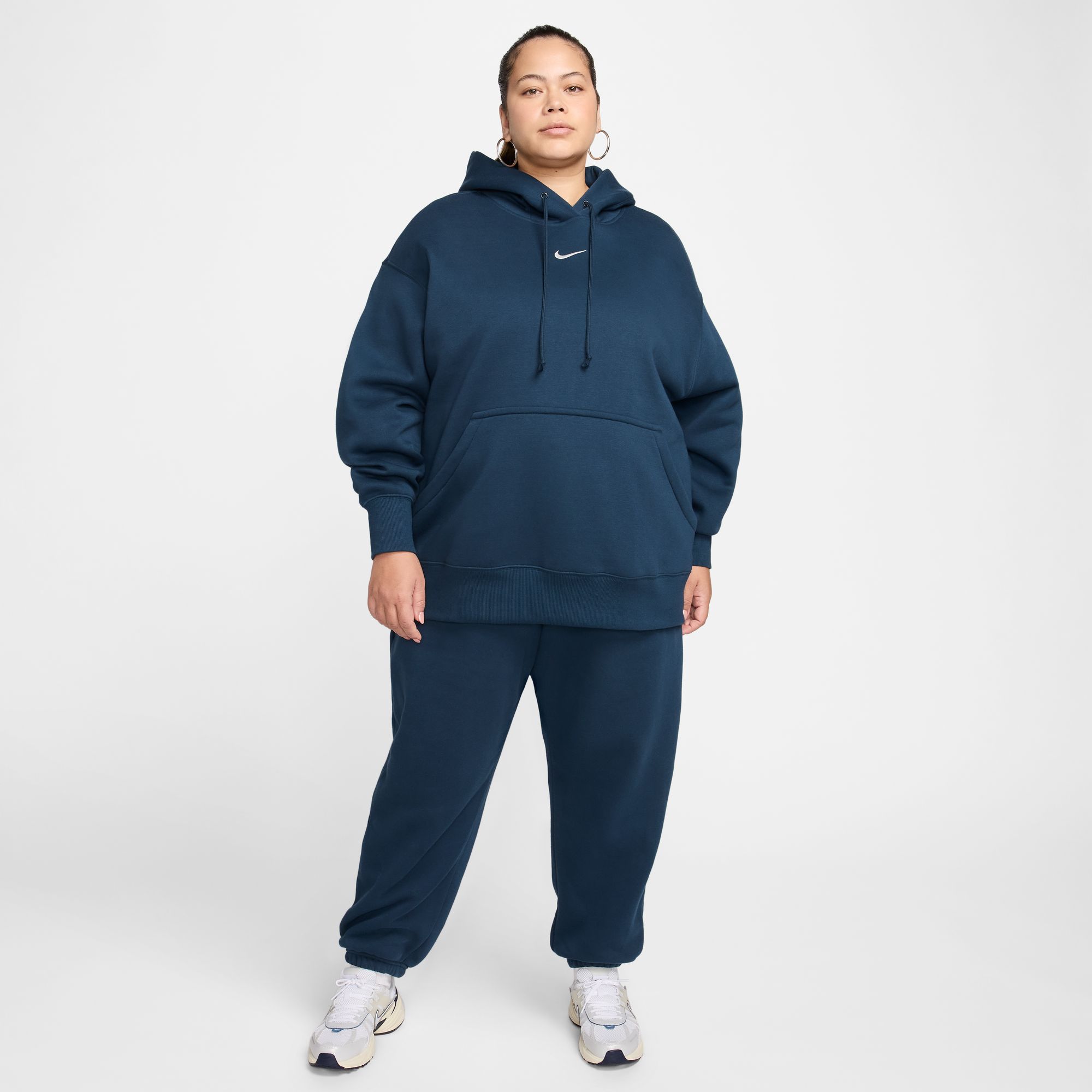 Nike Women's Sportswear Phoenix Fleece High-Waisted Oversized Sweatpants (Plus Size)