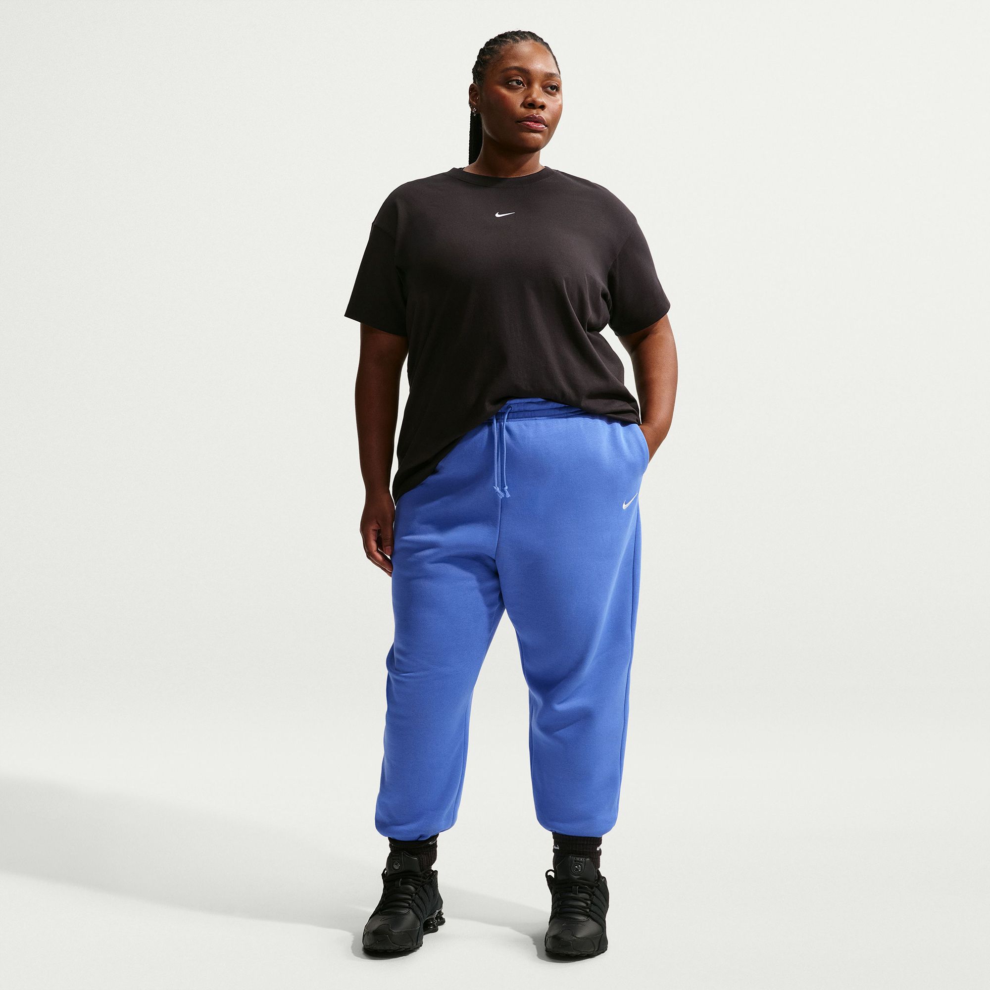 Nike Women's Sportswear Phoenix Fleece High-Waisted Oversized Sweatpants (Plus Size)