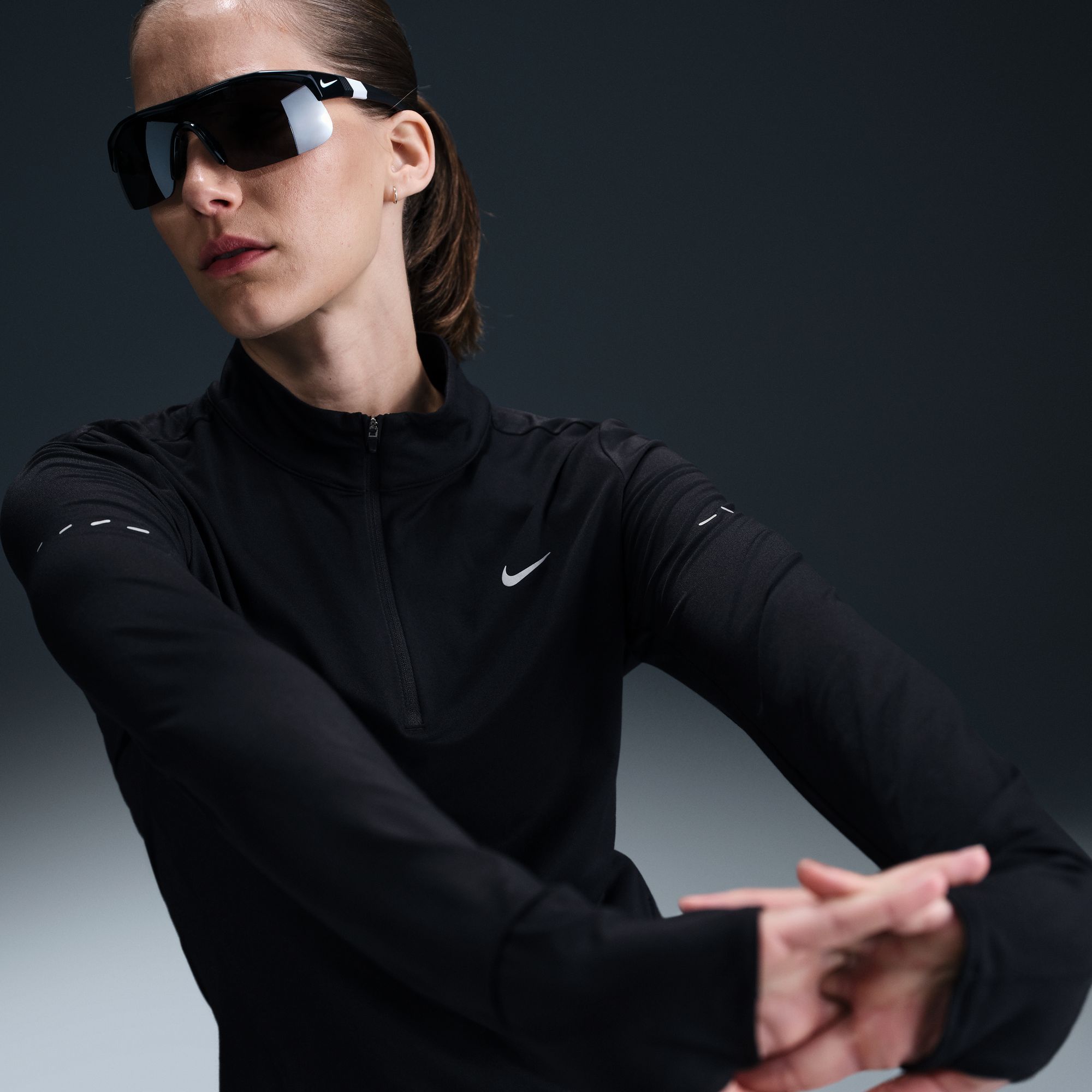 Black/Ref Silv
