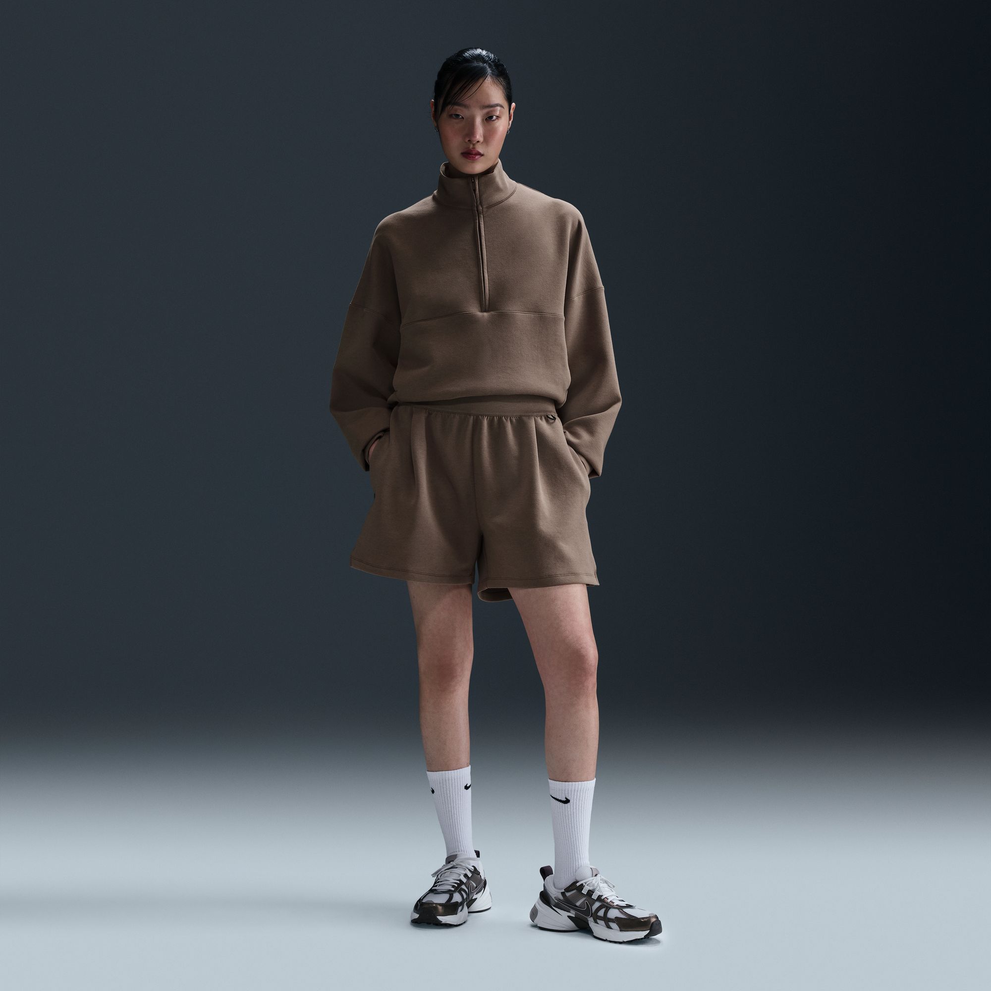 Nike Women's 24.7 ImpossiblySoft Dri-FIT 4'' Shorts