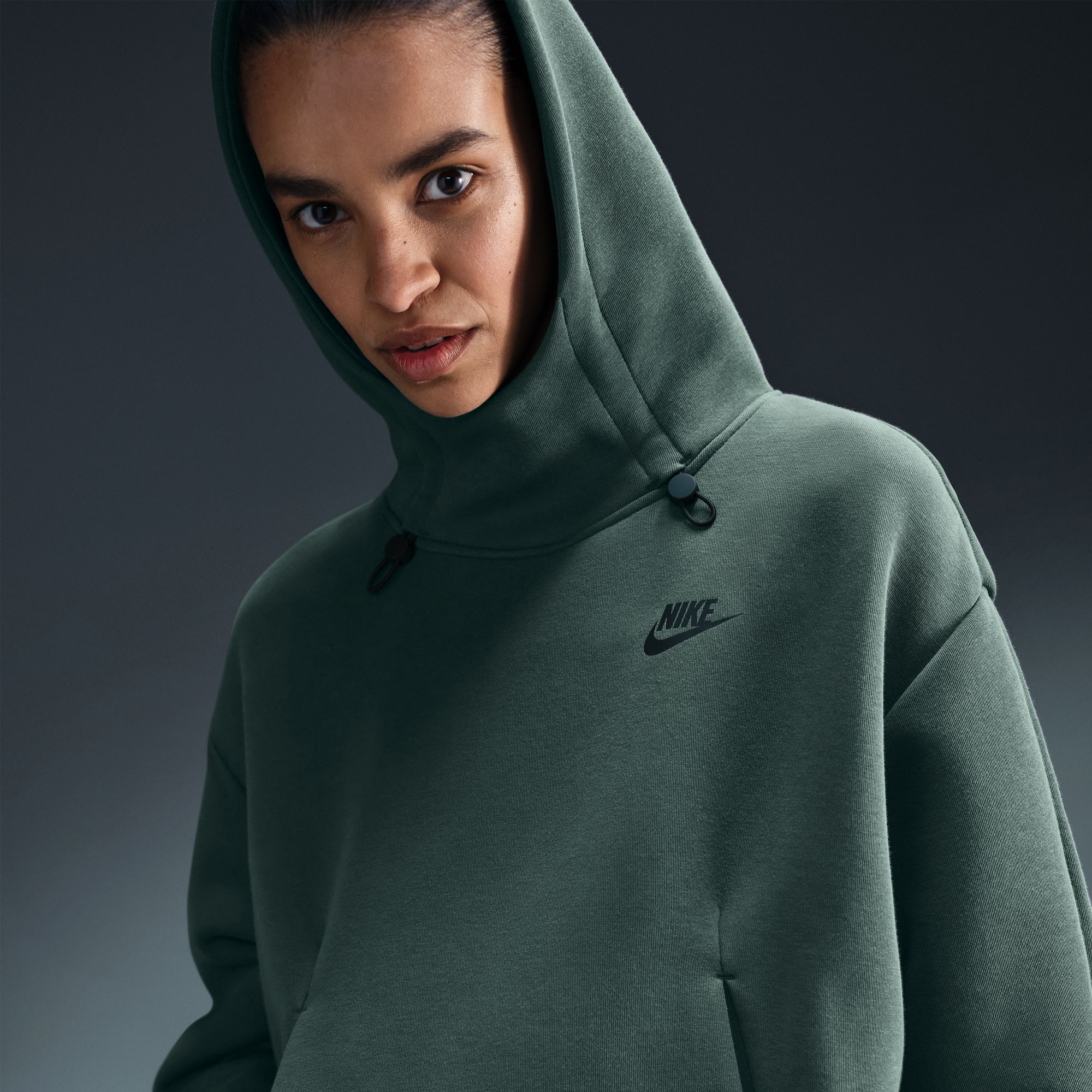 Nike Women's Sportswear Tech Fleece Oversized Hoodie