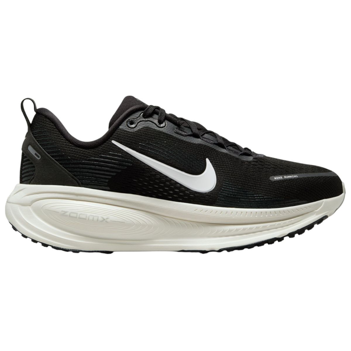 Nike Women's Vomero 18 Running Shoes
