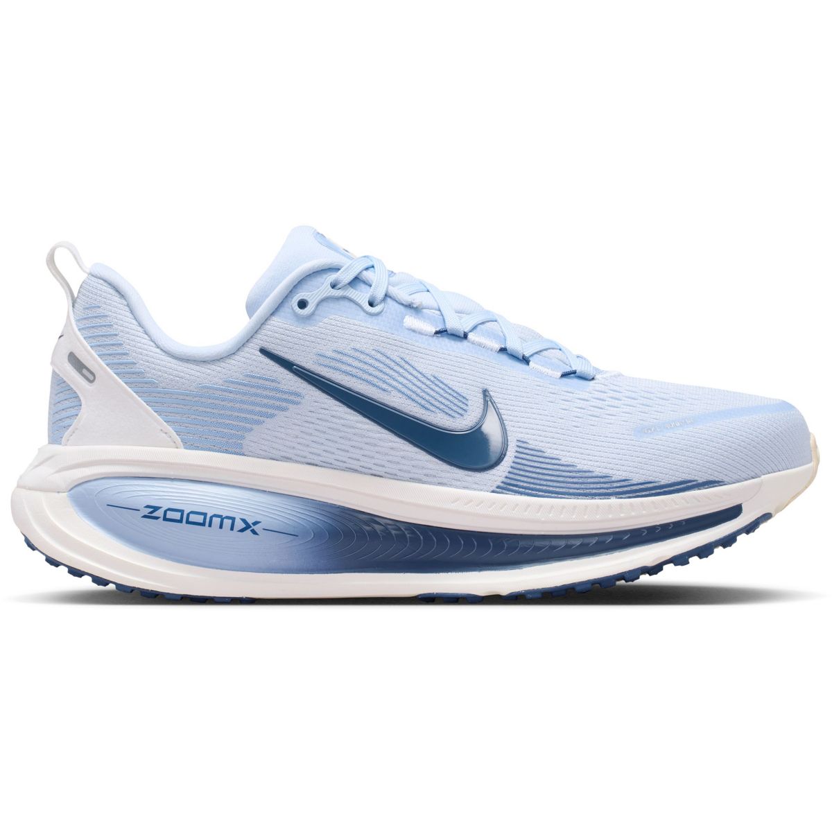 Nike Women's Vomero 18 Running Shoes