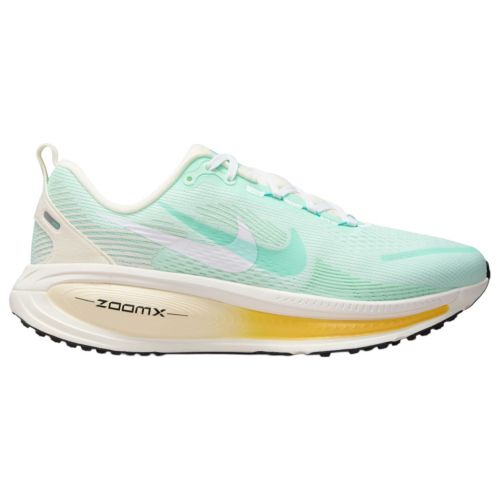 Nike Women's Vomero 18 Running Shoes