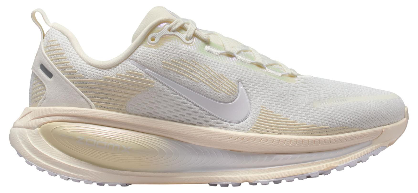 Nike Women's Vomero 18 Running Shoes