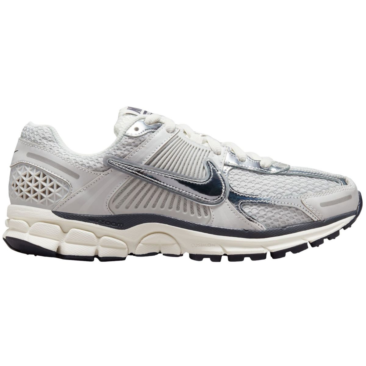 Nike Women's Zoom Vomero 5 Shoes