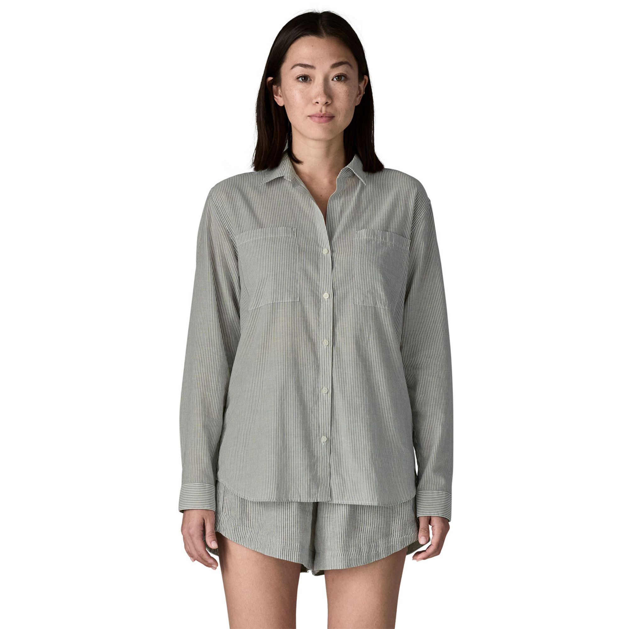 Patagonia Women's Lightweight A/C Buttondown