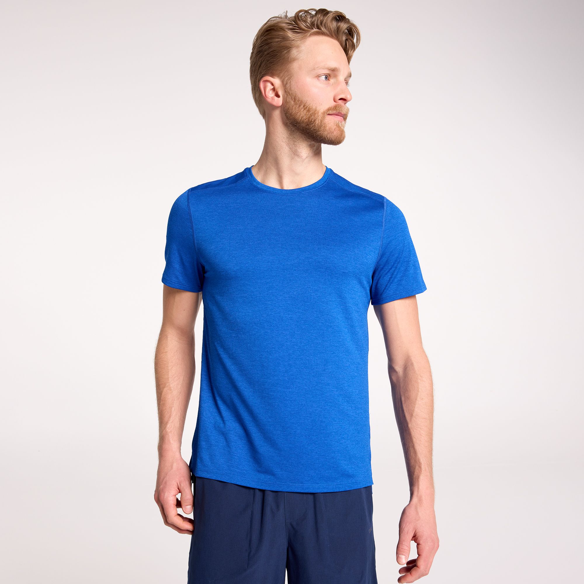 Shirts & Tops