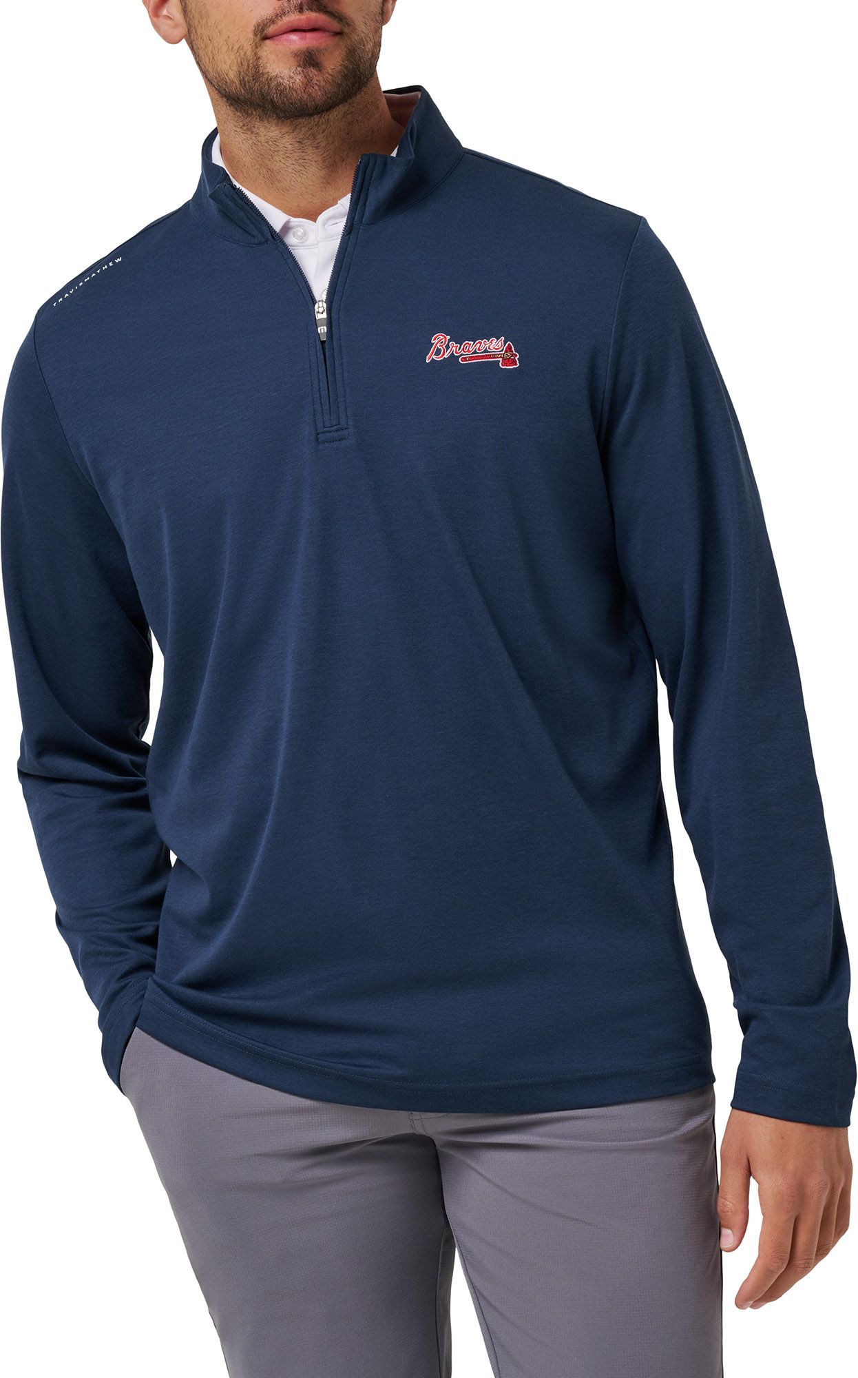 Hoodies & Pullovers