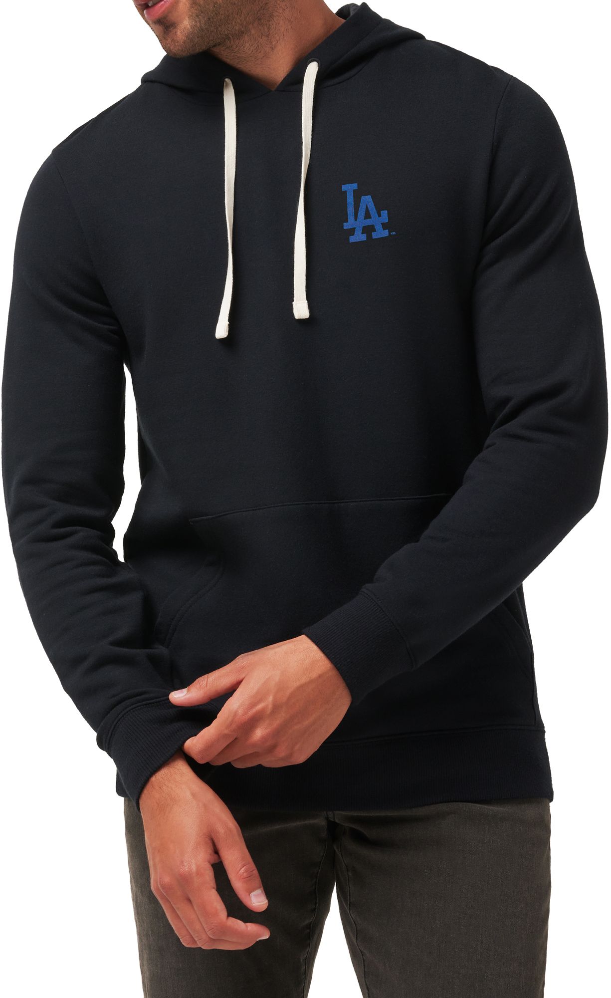 Hoodies & Pullovers