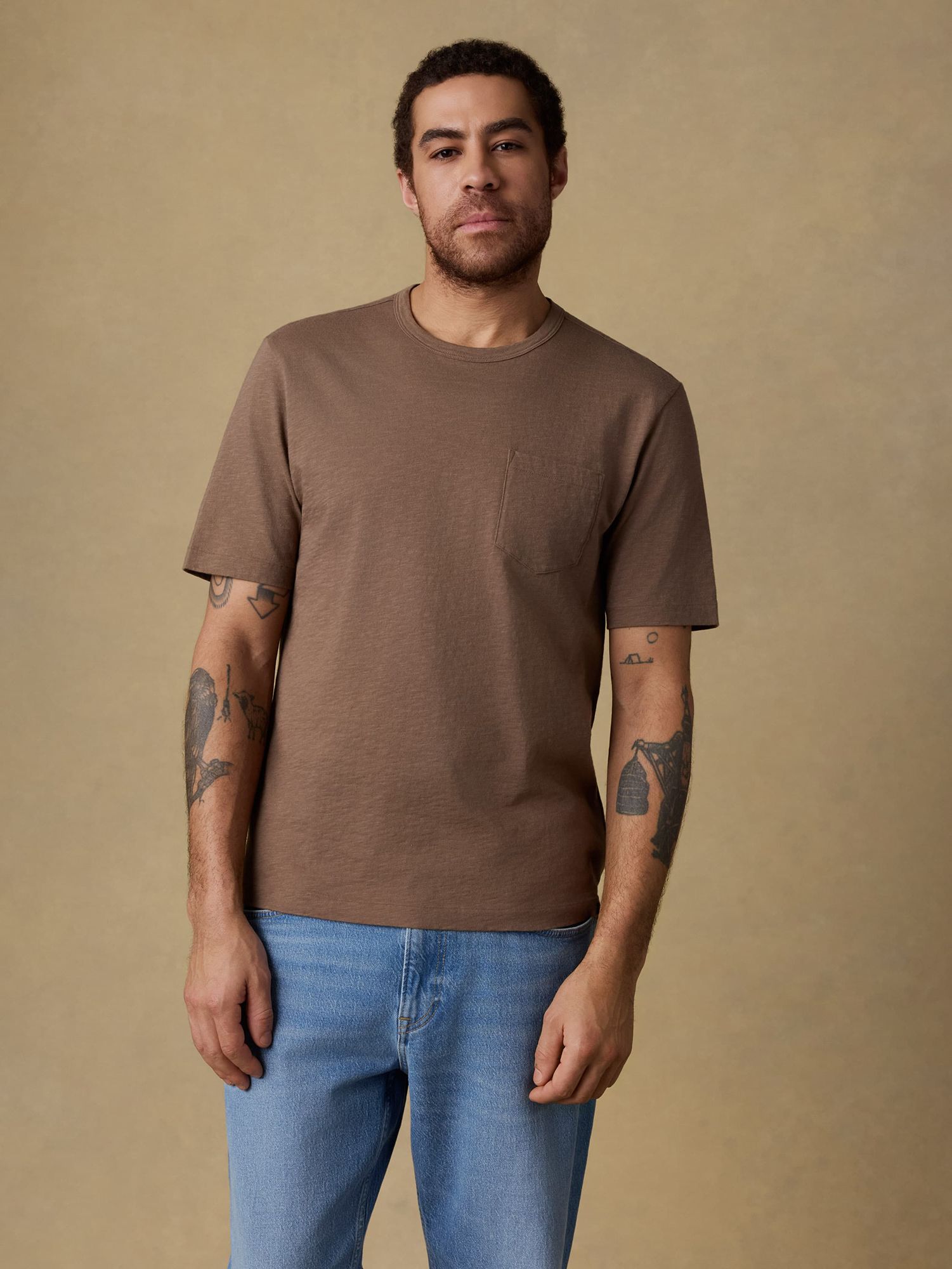 Faherty Men's Sunwashed Pocket Short Sleeve T-Shirt