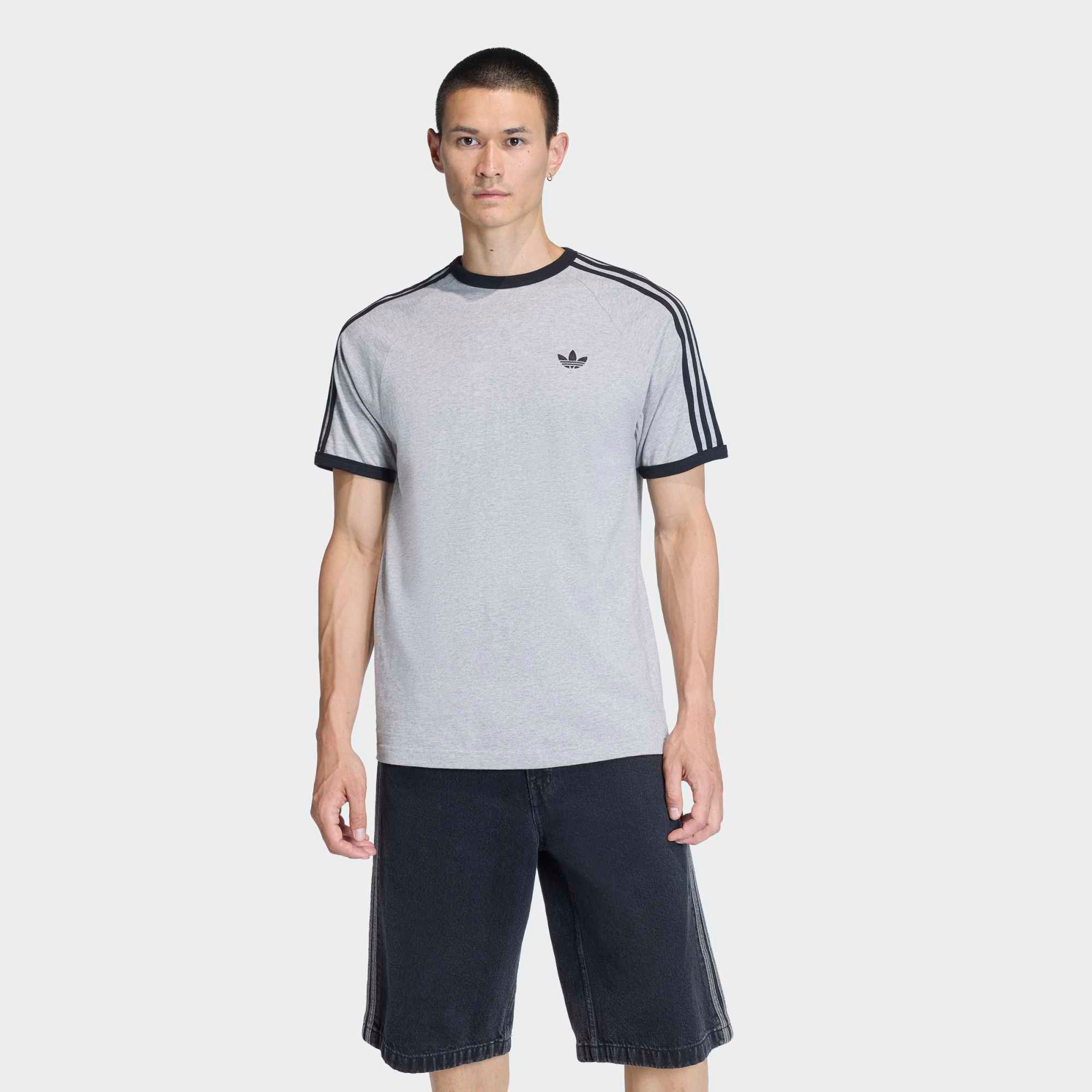 adidas Men's Adicolor Sport Classics 3-Stripes T-Shirt Medium Grey Heather thumbnail