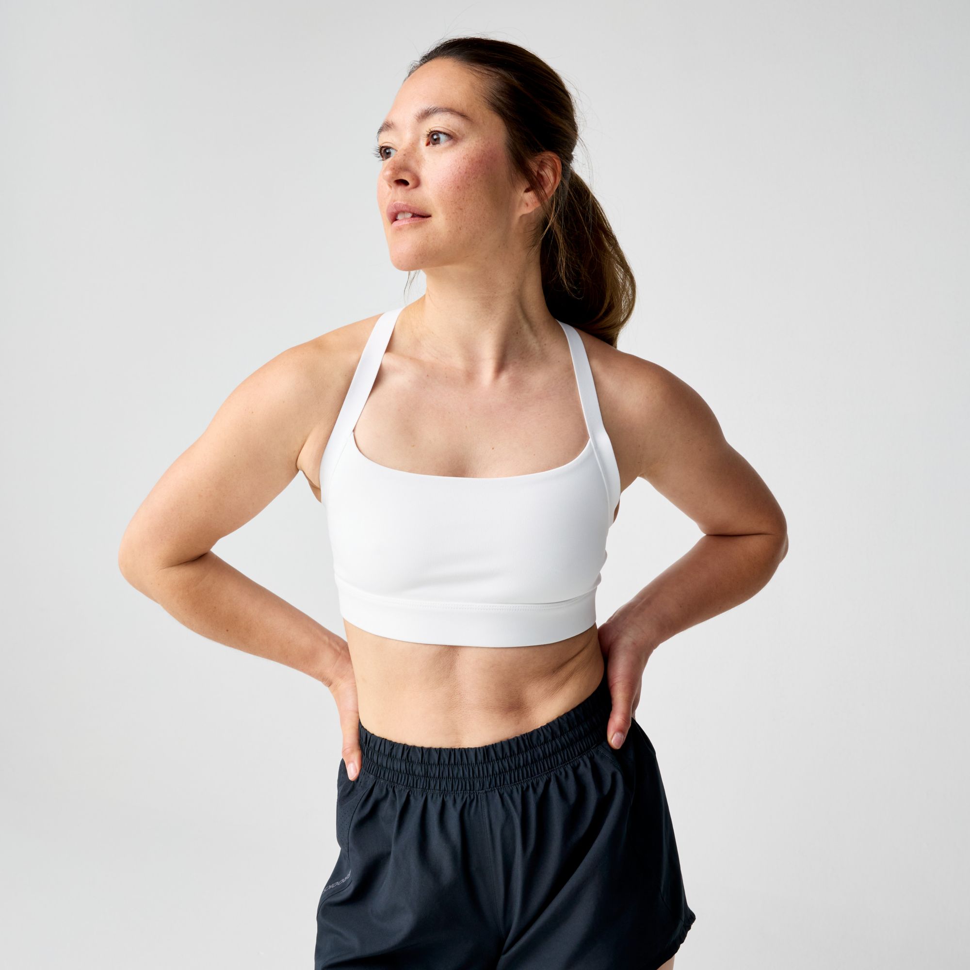 Brooks Women's Luxe Strappy Bra