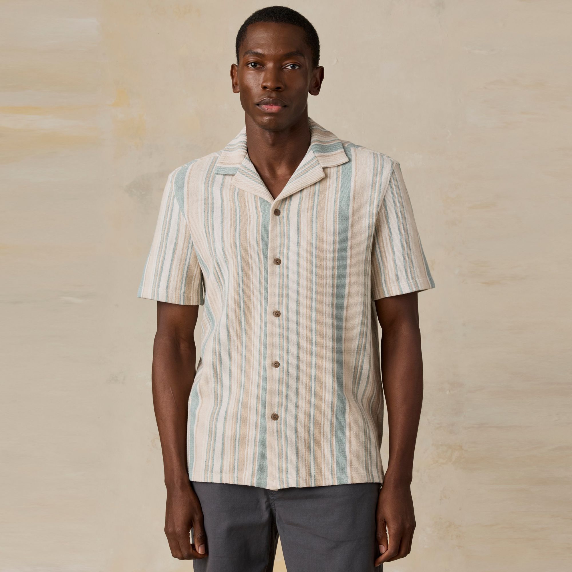 Faherty Men's Oasis Short Sleeve Woven Shirt