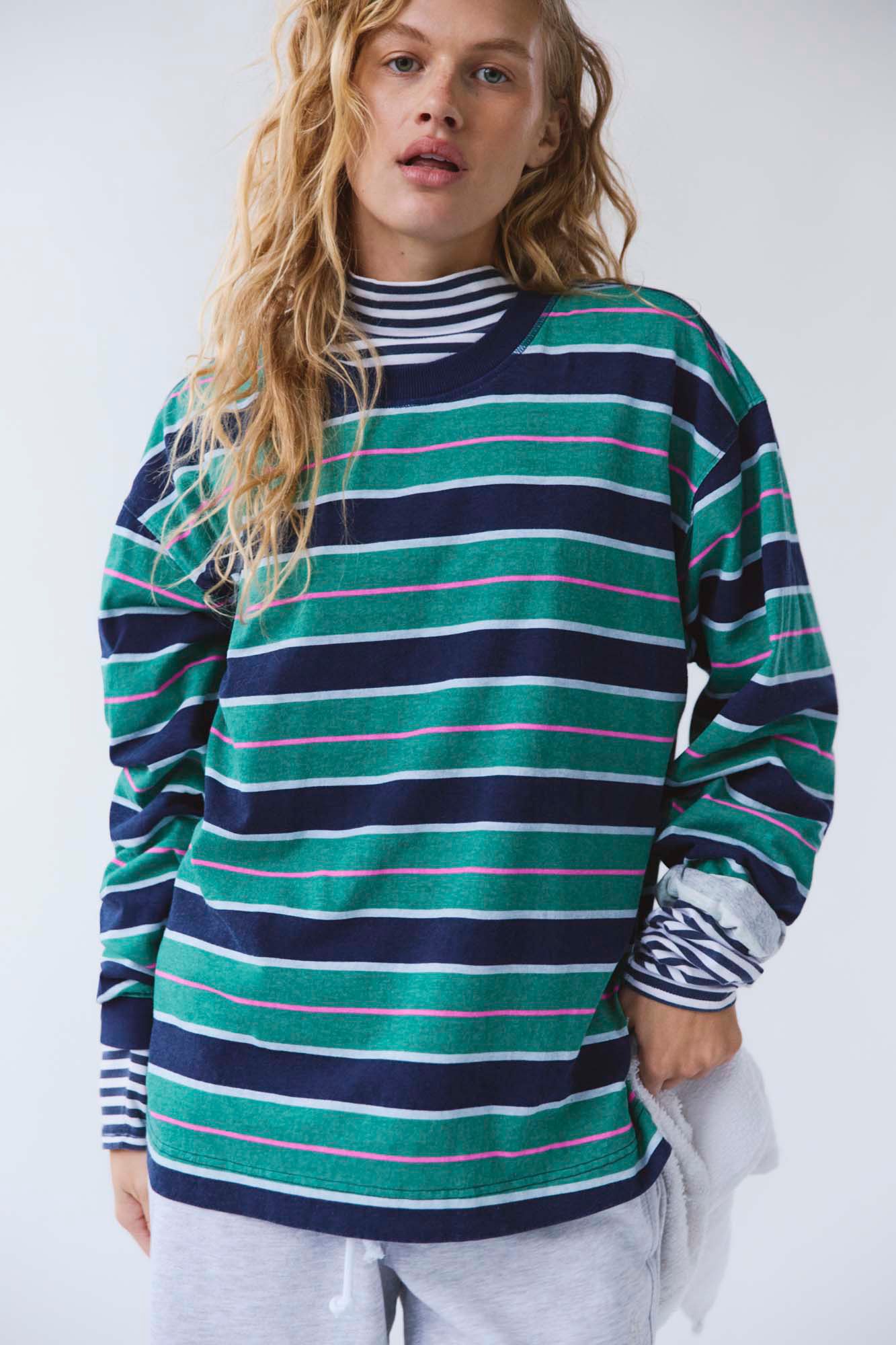 Navy Green Glow