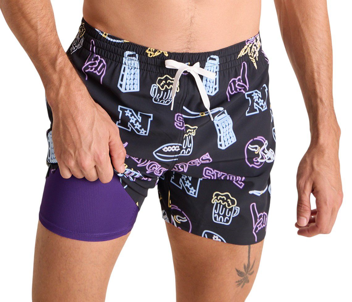 Chubbies Adult Minnesota Vikings Neon Bright Purple 5.5" Lined Swim Trunks
